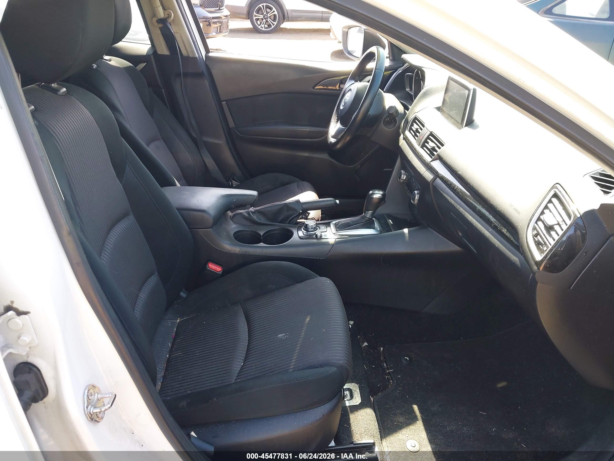 2015 Mazda Mazda3 I Touring White vin: 3MZBM1V79FM230650