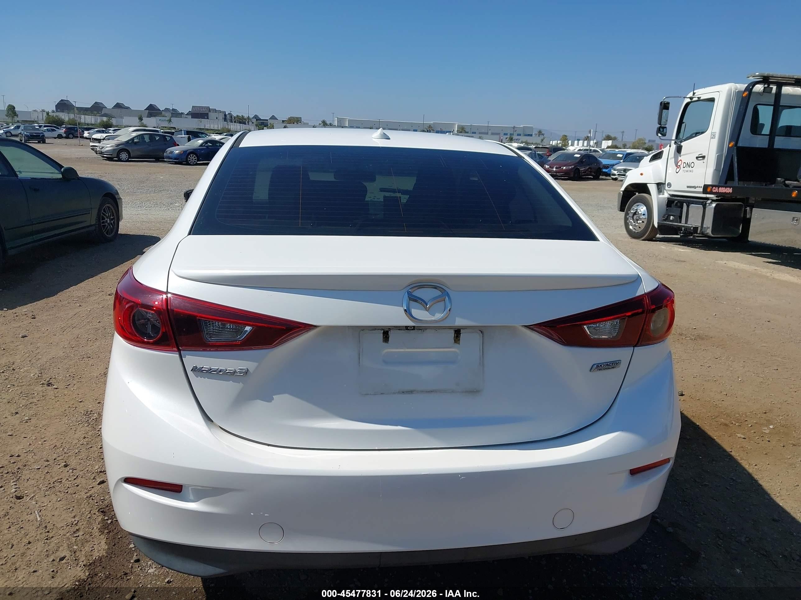 2015 Mazda Mazda3 I Touring White vin: 3MZBM1V79FM230650