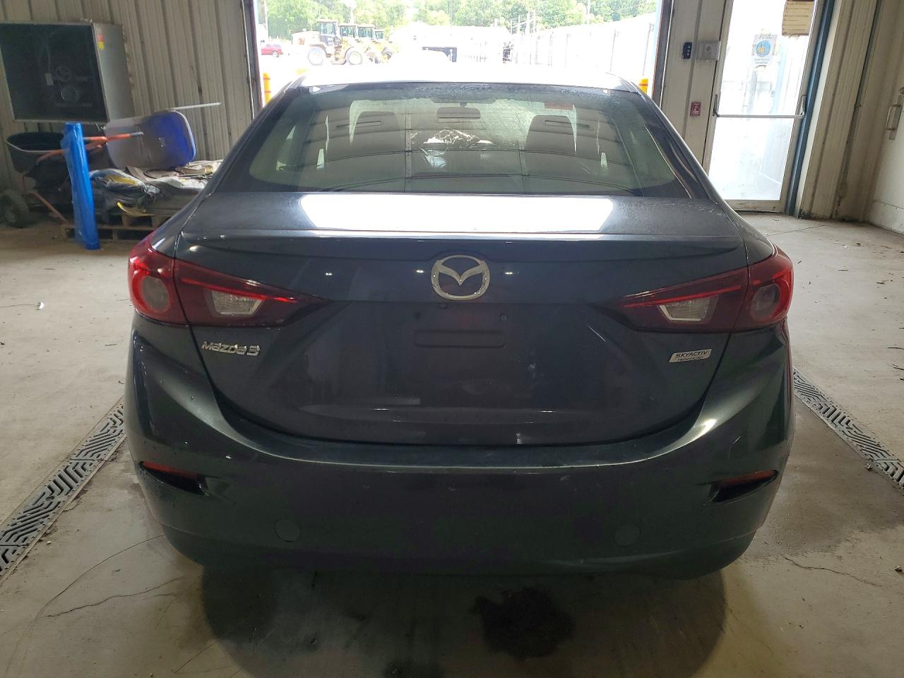 2015 Mazda 3 Touring Gray vin: 3MZBM1V79FM236772