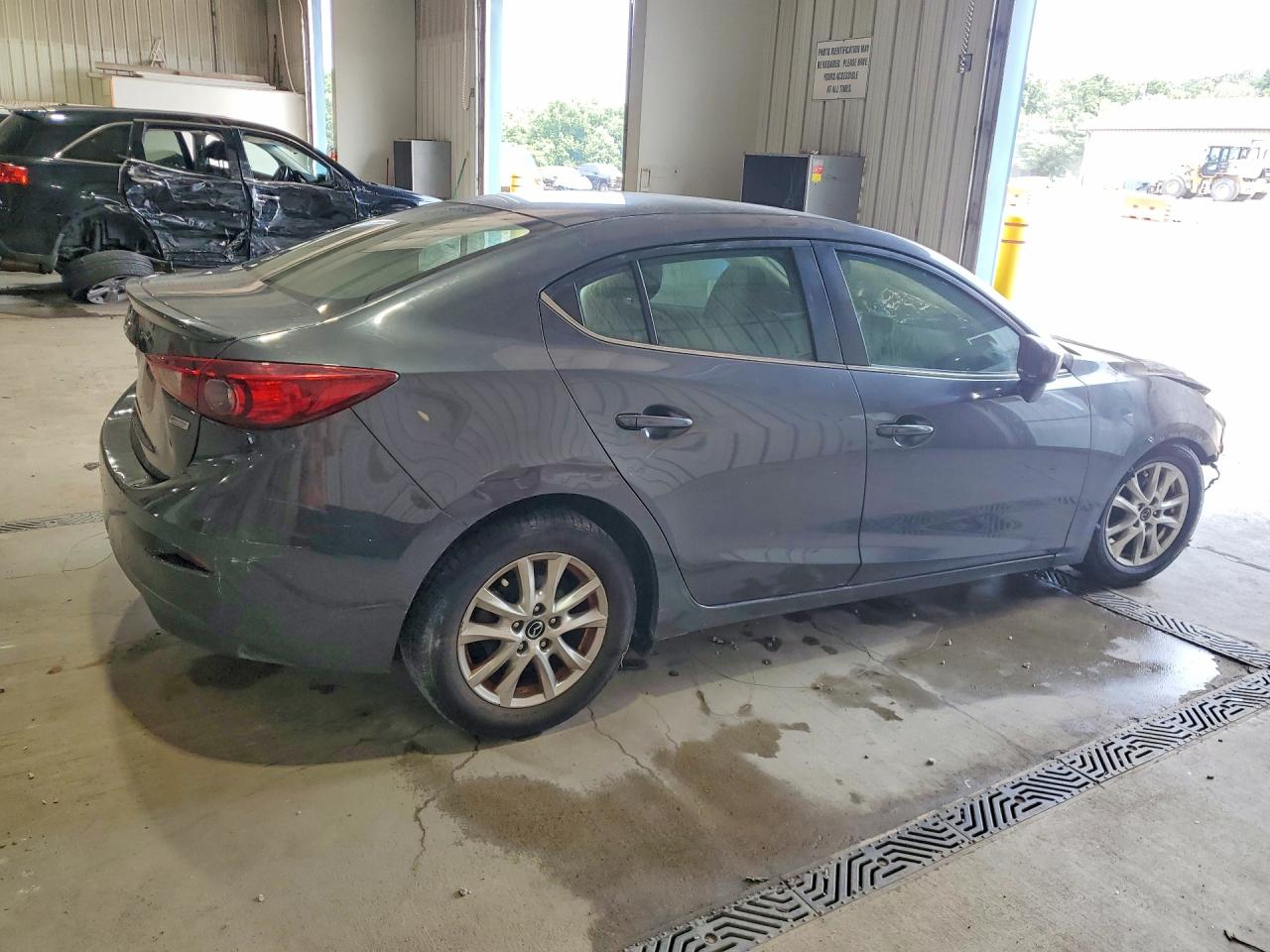 2015 Mazda 3 Touring Gray vin: 3MZBM1V79FM236772