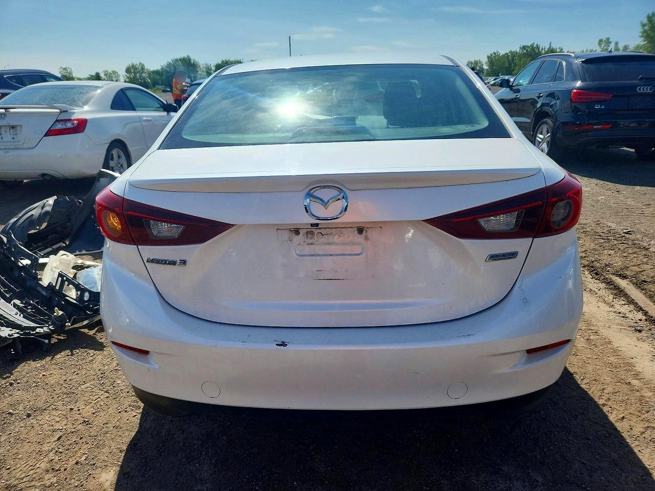 2014 Mazda 3 Touring Белый vin: 3MZBM1V7XEM104375