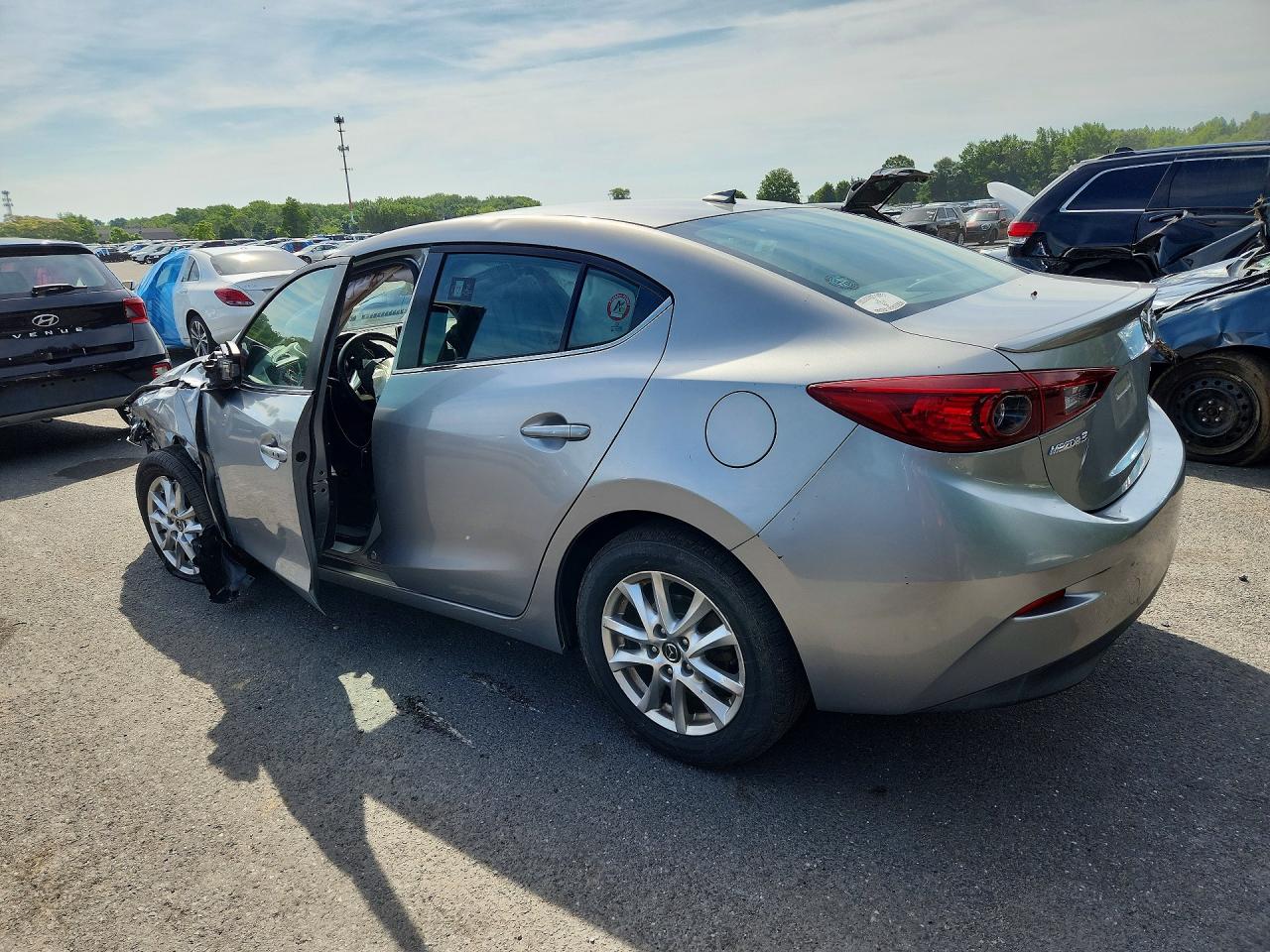 2015 Mazda 3 Touring Silver vin: 3MZBM1V7XFM145820