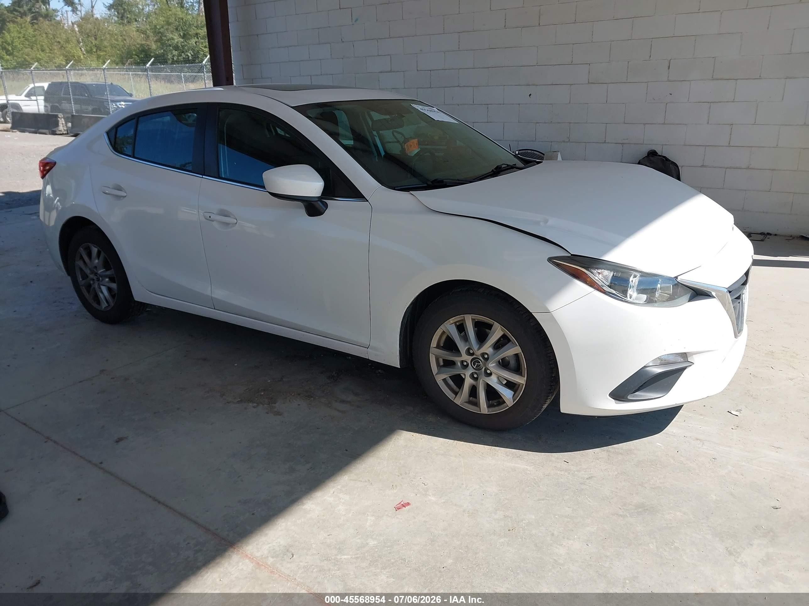 2014 Mazda Mazda3 I Grand Touring White vin: 3MZBM1W75EM107974