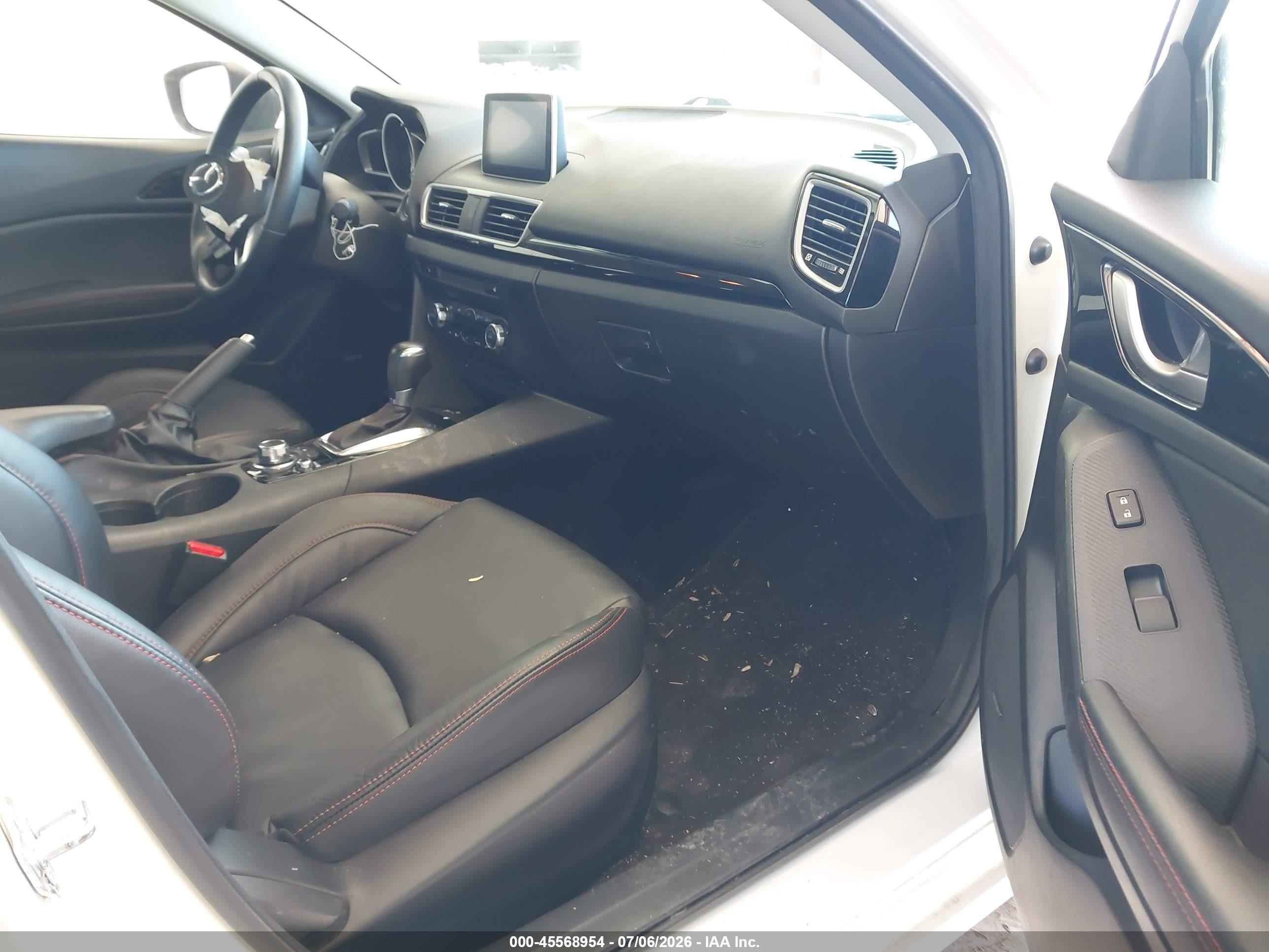 2014 Mazda Mazda3 I Grand Touring White vin: 3MZBM1W75EM107974