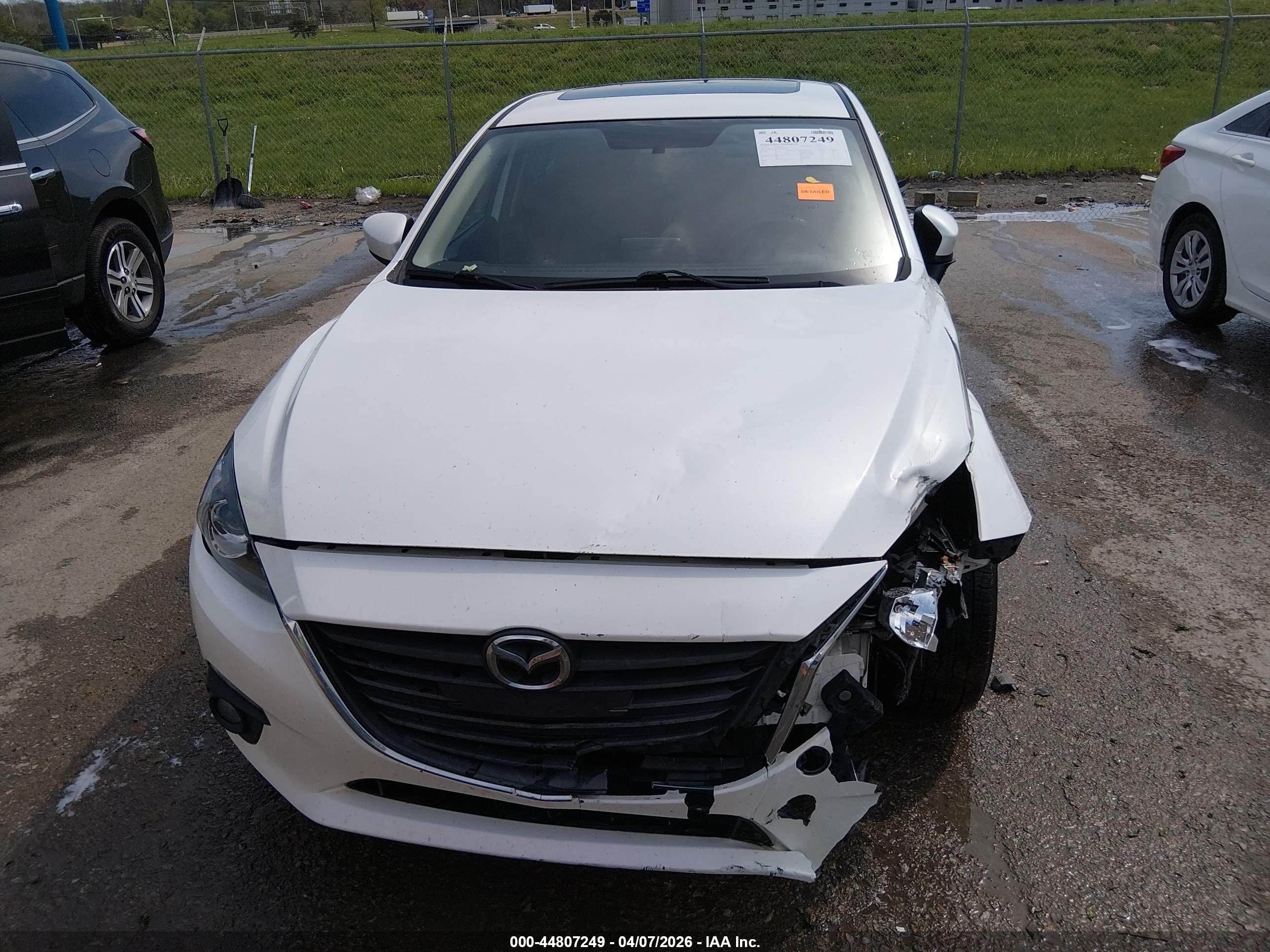 2015 Mazda Mazda3 I Grand Touring Белый vin: 3MZBM1W75FM143553