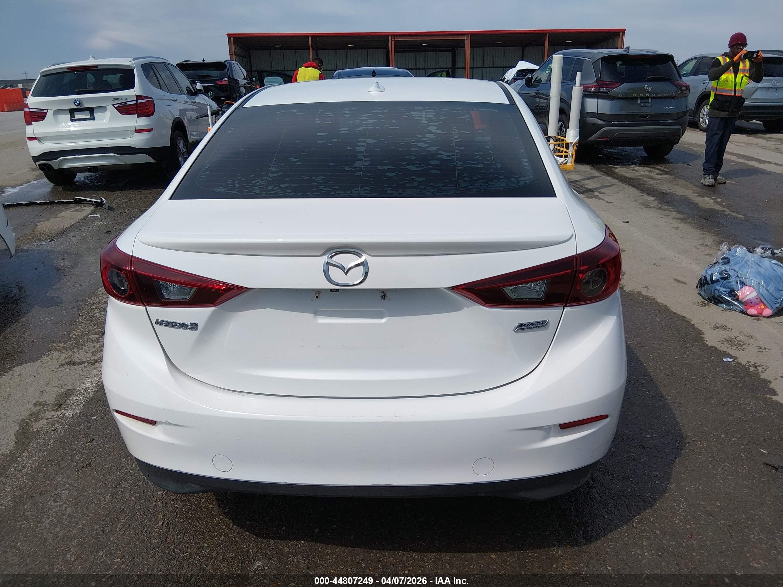 2015 Mazda Mazda3 I Grand Touring Белый vin: 3MZBM1W75FM143553