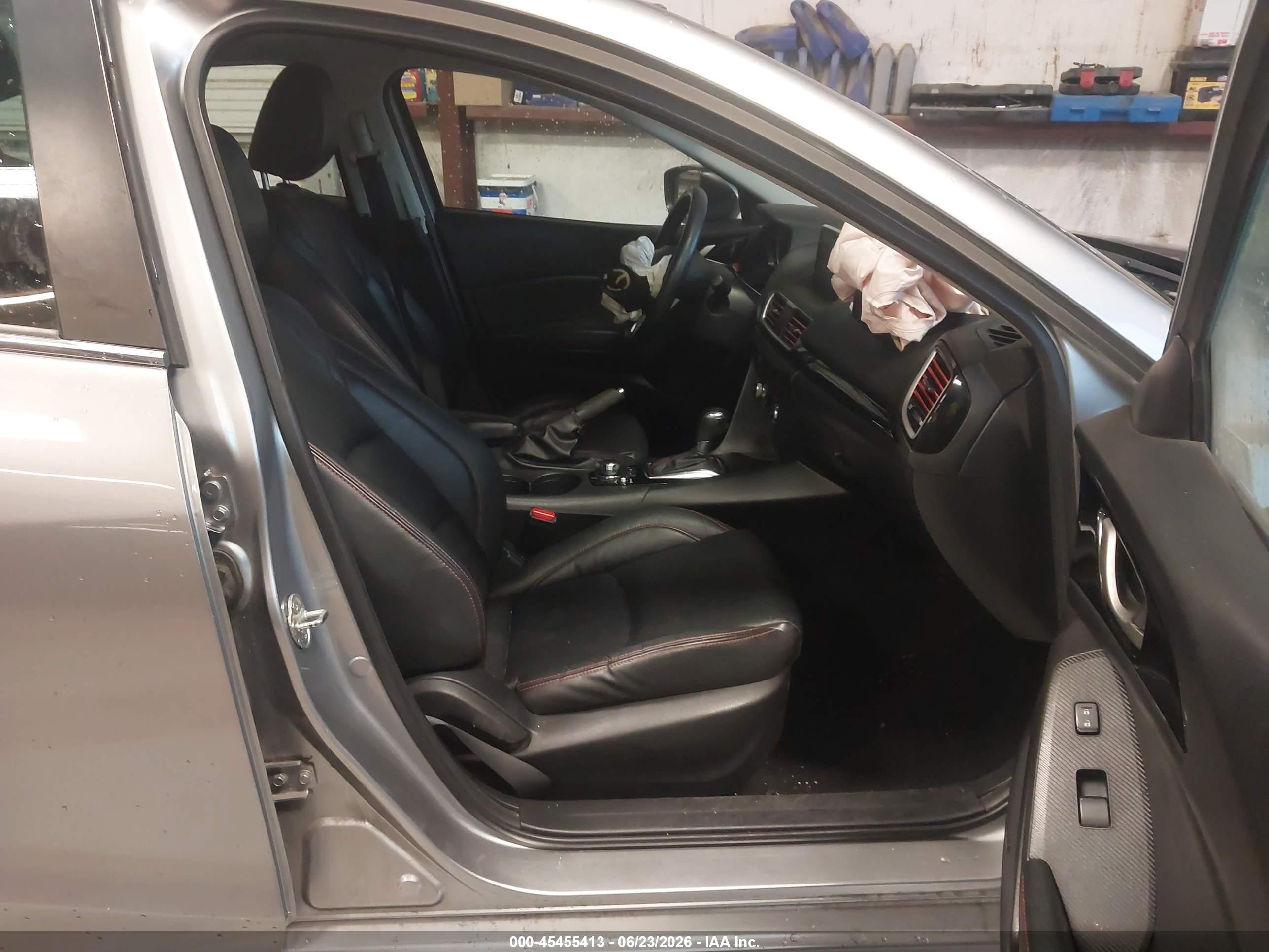2014 Mazda Mazda3 I Grand Touring Gray vin: 3MZBM1W77EM122864