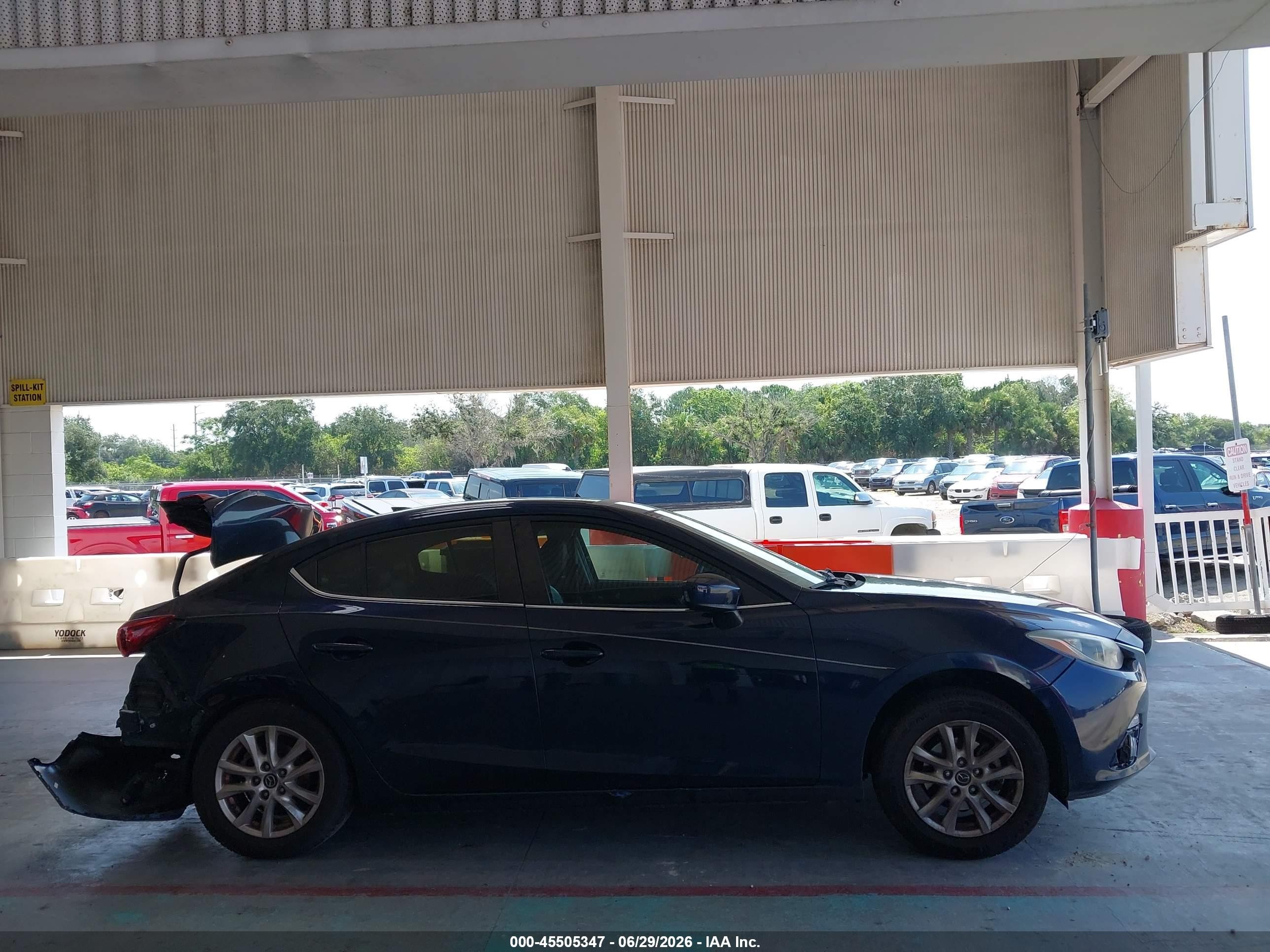 2015 Mazda Mazda3 I Grand Touring Blue vin: 3MZBM1W78FM172237