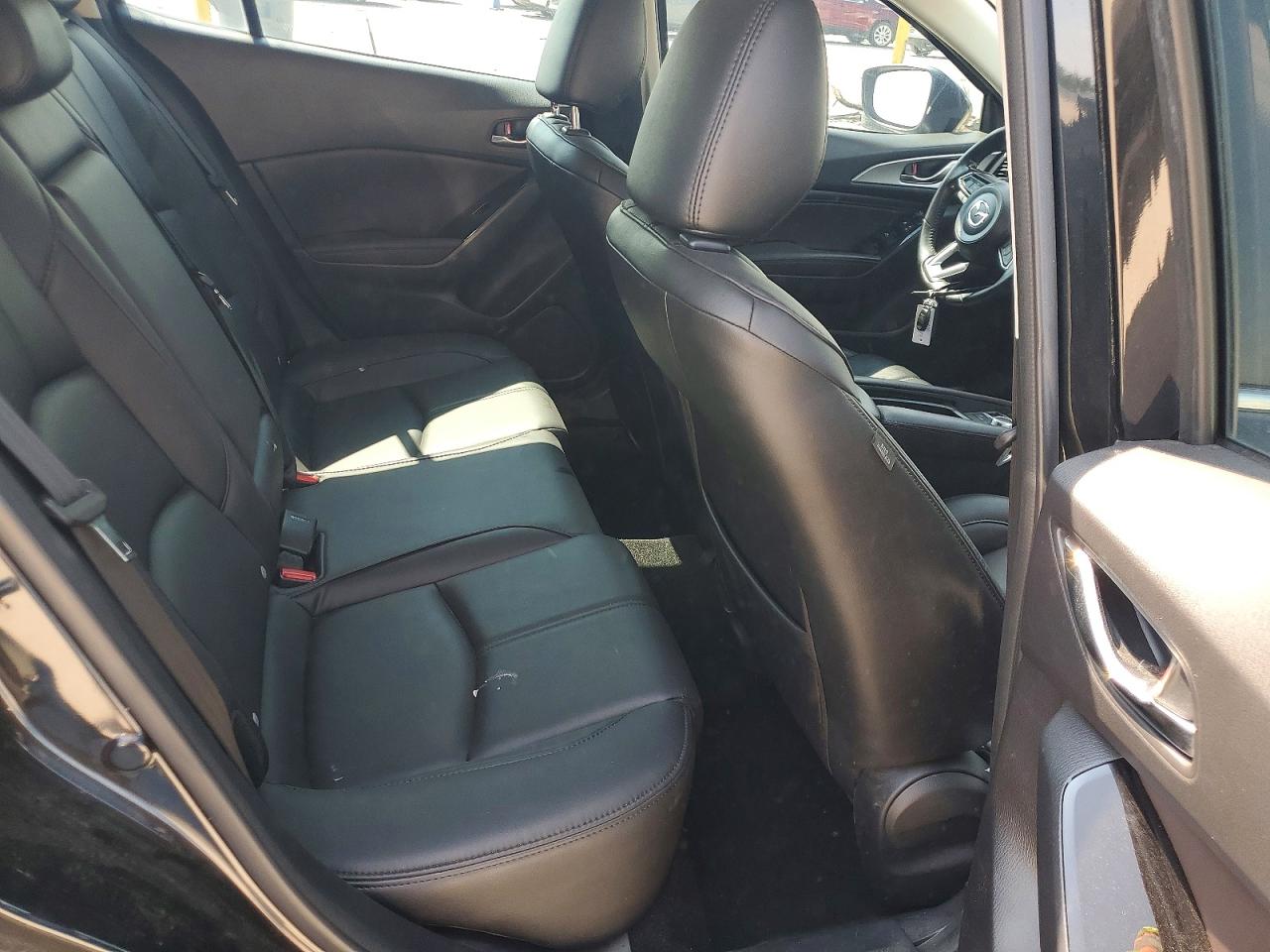 2018 Mazda 3 Touring Charcoal vin: 3MZBN1L37JM233925