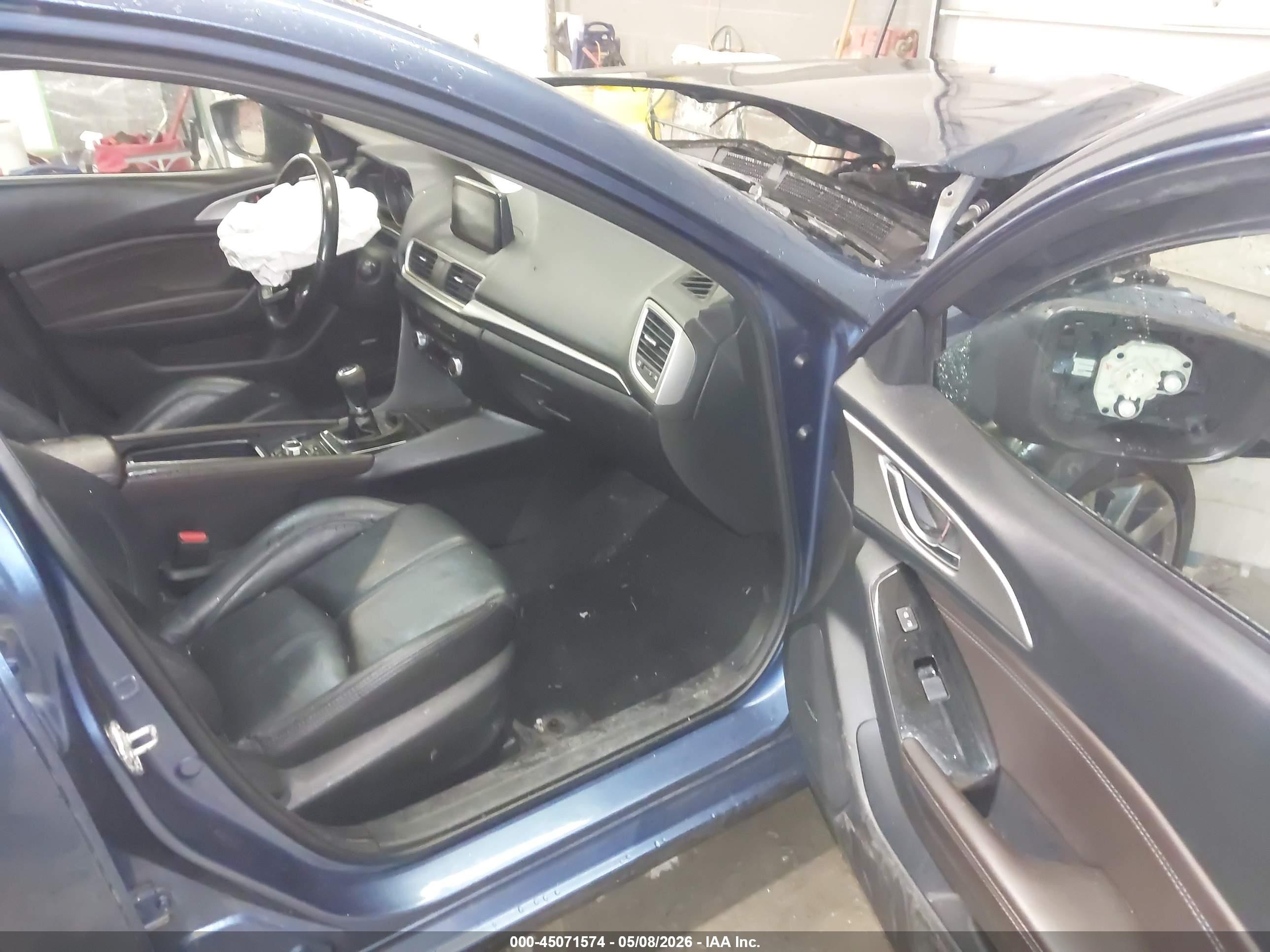 2018 Mazda Mazda3 Touring Синий vin: 3MZBN1L37JM239322