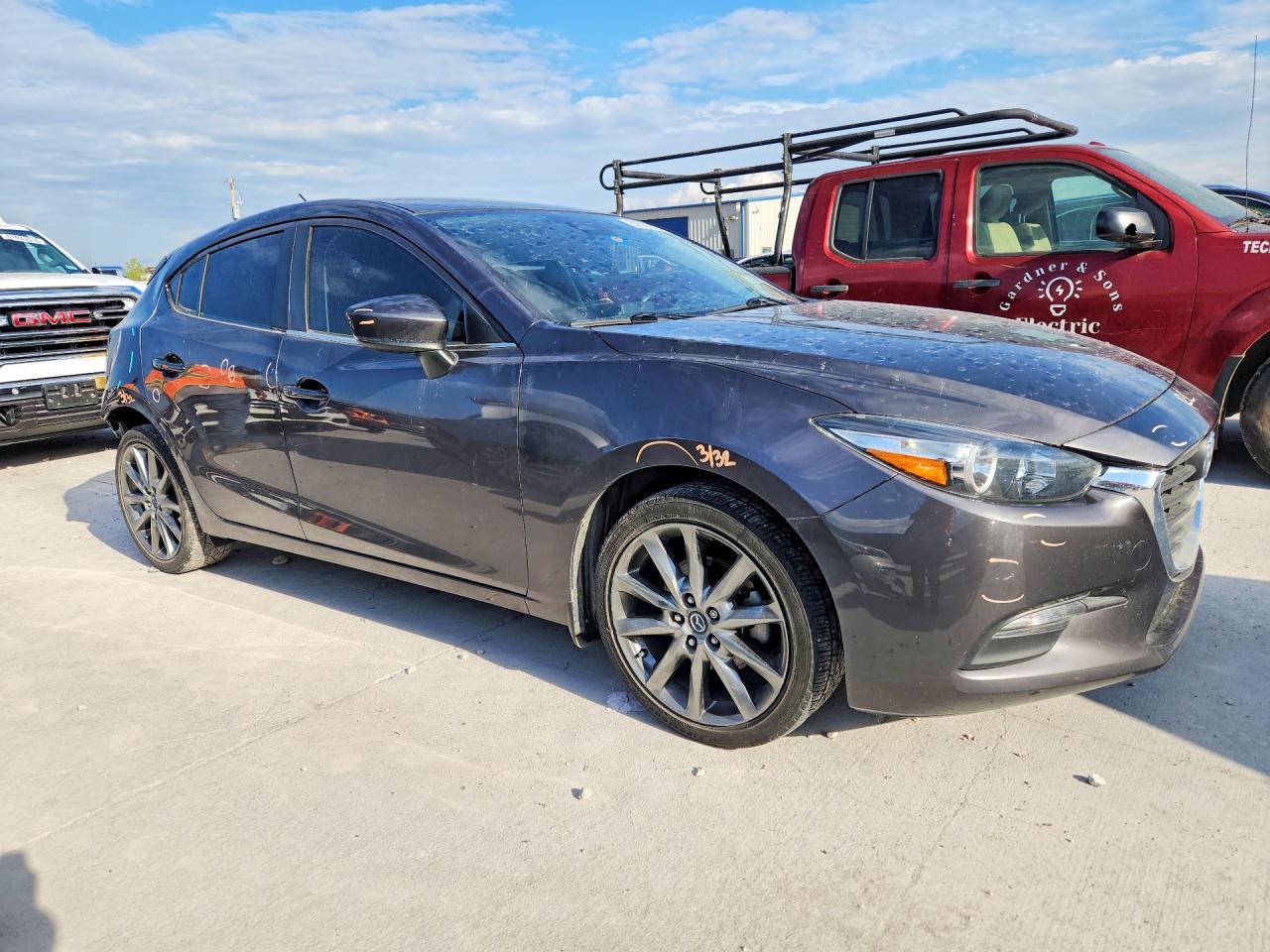 2018 Mazda 3 Touring Charcoal vin: 3MZBN1L38JM261443