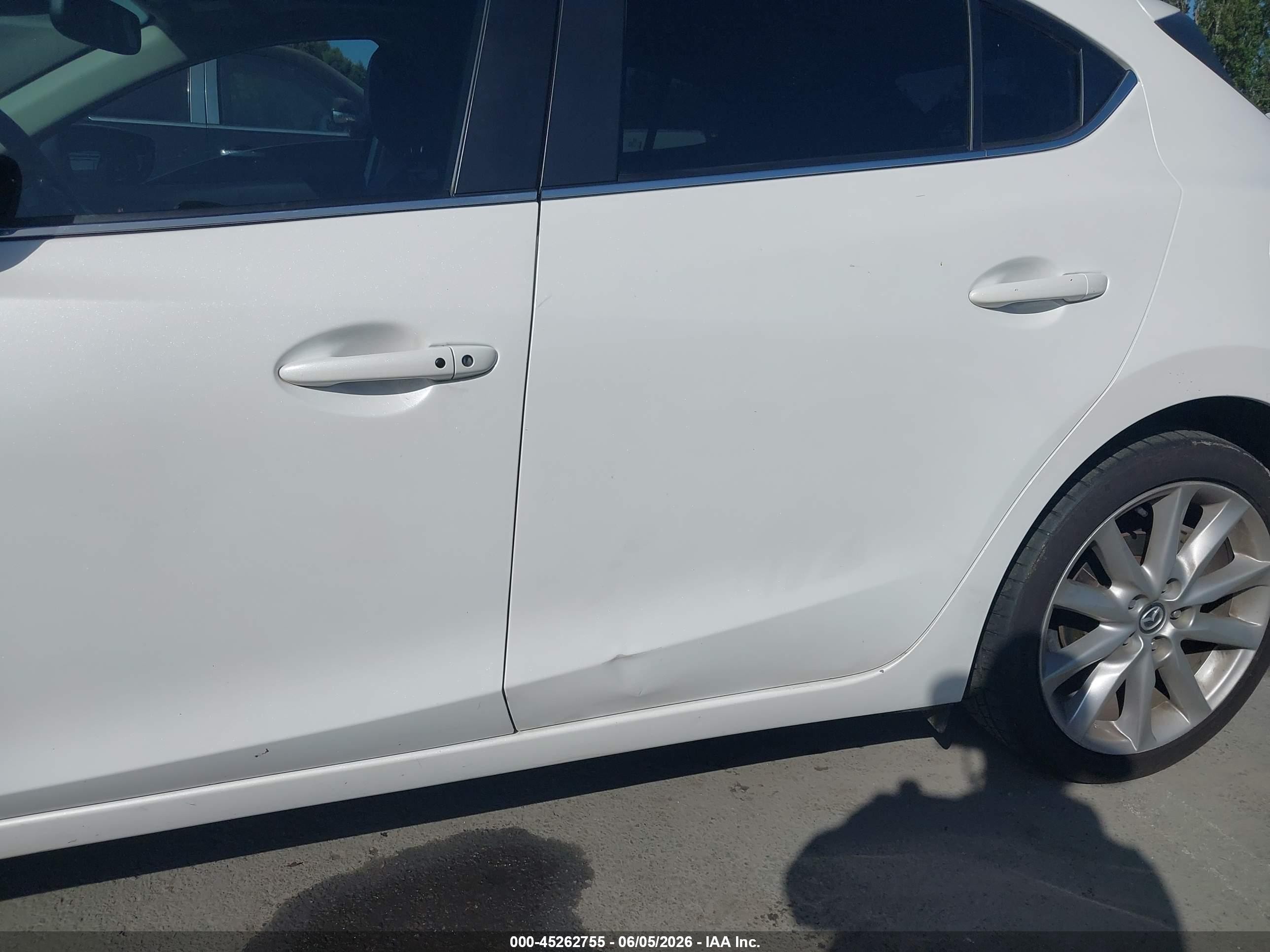 2017 Mazda Mazda3 Grand Touring White vin: 3MZBN1M34HM127991