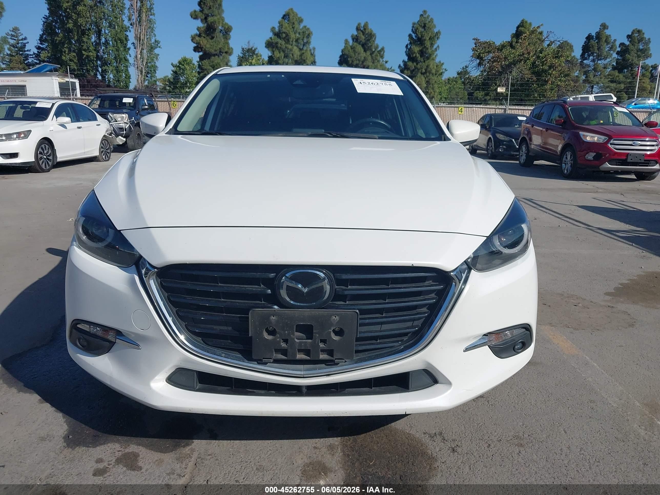 2017 Mazda Mazda3 Grand Touring White vin: 3MZBN1M34HM127991