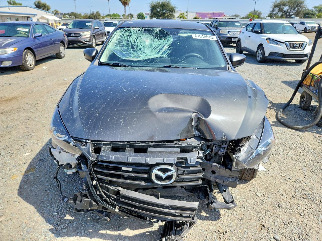 2017 Mazda 3 Sport Серый vin: 3MZBN1U76HM107325