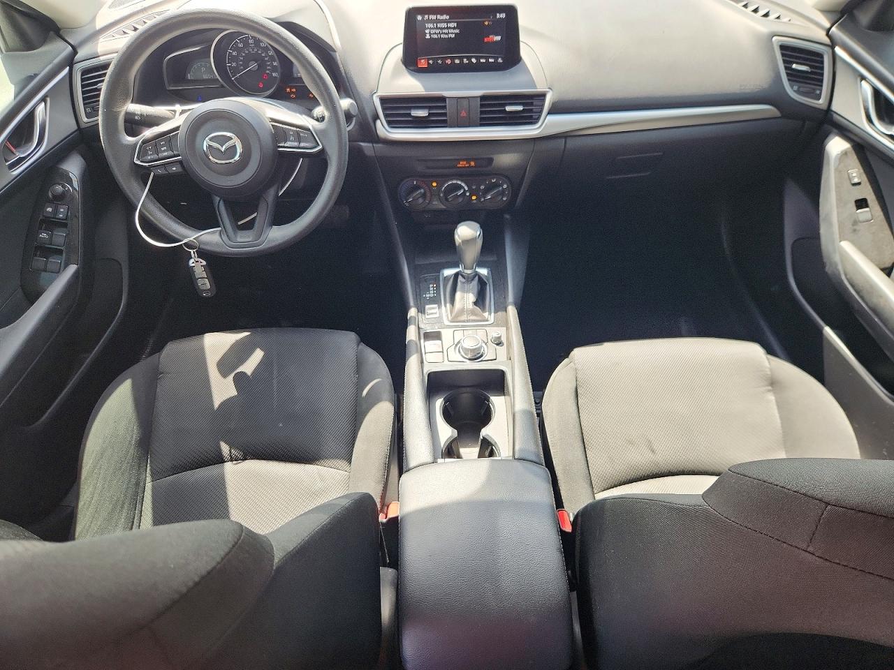 2018 Mazda 3 Sport Белый vin: 3MZBN1U76JM239751