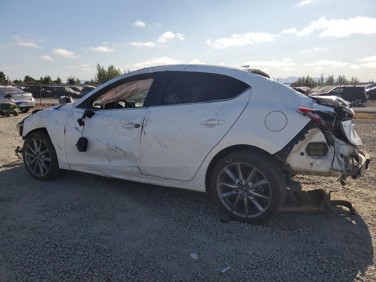 2018 Mazda 3 Grand Touring Белый vin: 3MZBN1W30JM161834