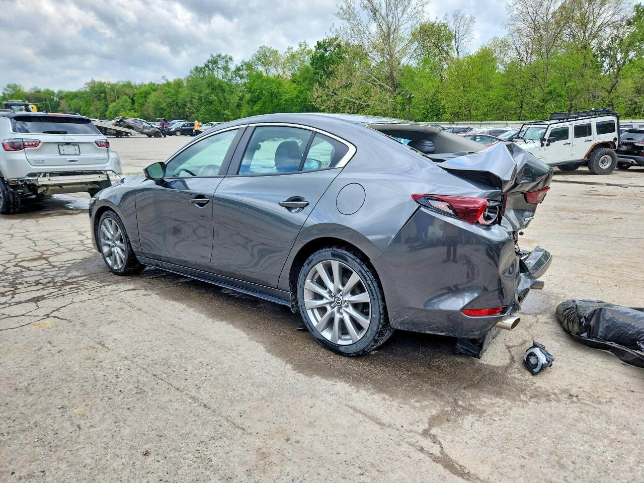 2023 Mazda 3 Select Gray vin: 3MZBPABM8PM373205