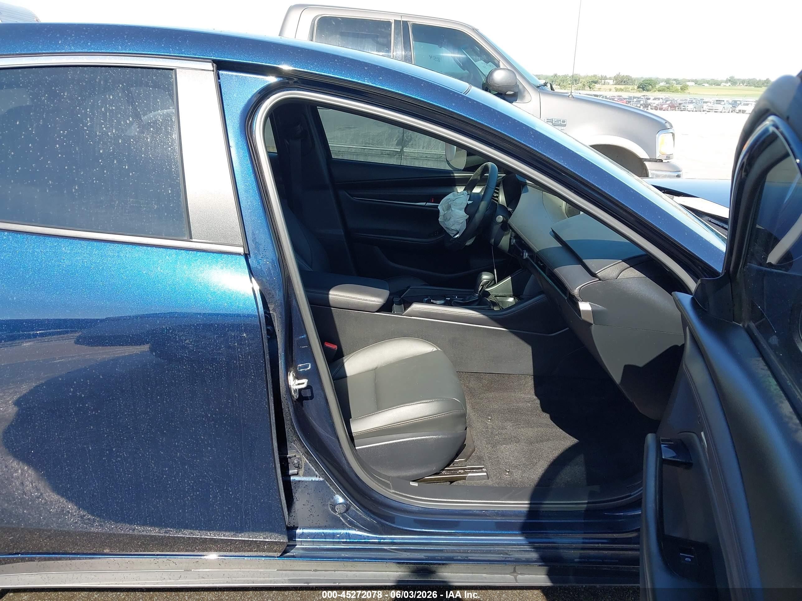 2024 Mazda Mazda3 2.5 S Select Sport Blue vin: 3MZBPABM8RM423538