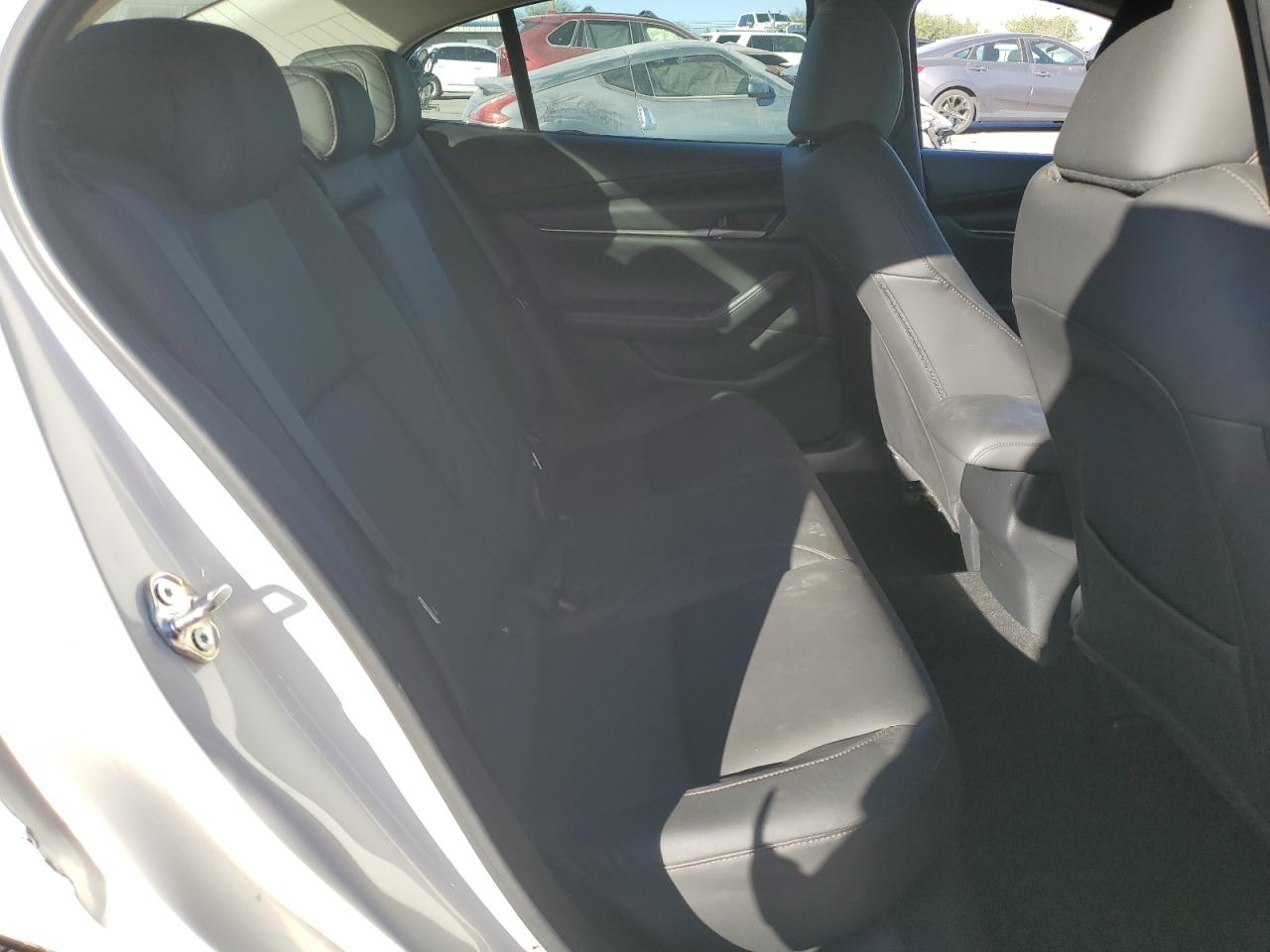 2020 Mazda 3 Select White vin: 3MZBPACL5LM126661