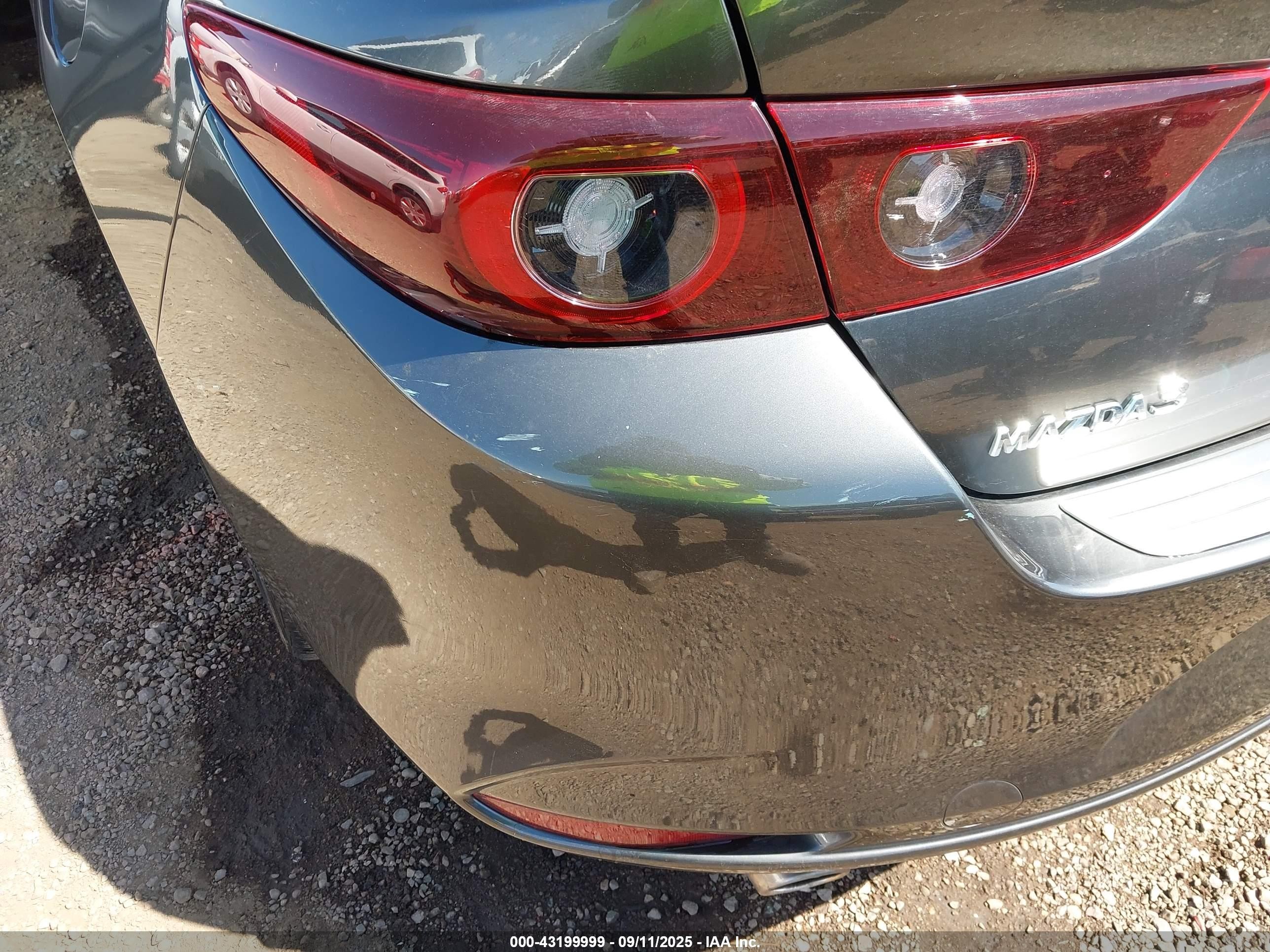 Продам Mazda 3, 2023 (2.5 л, AT, Бензиновий, 186 к.с.) у м.Львів