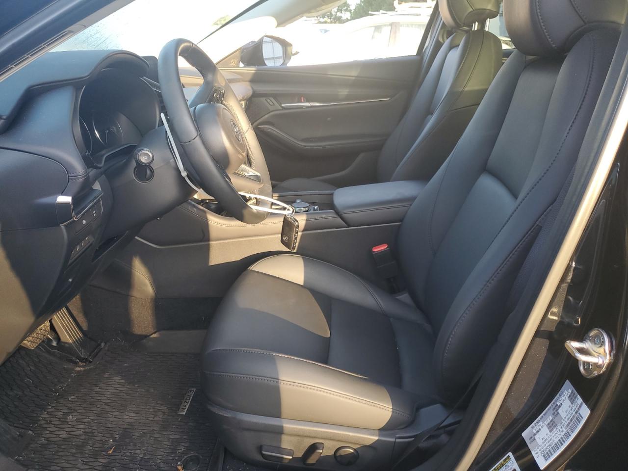 2025 Mazda 3 Preferred Черный vin: 3MZBPACM2SM469175