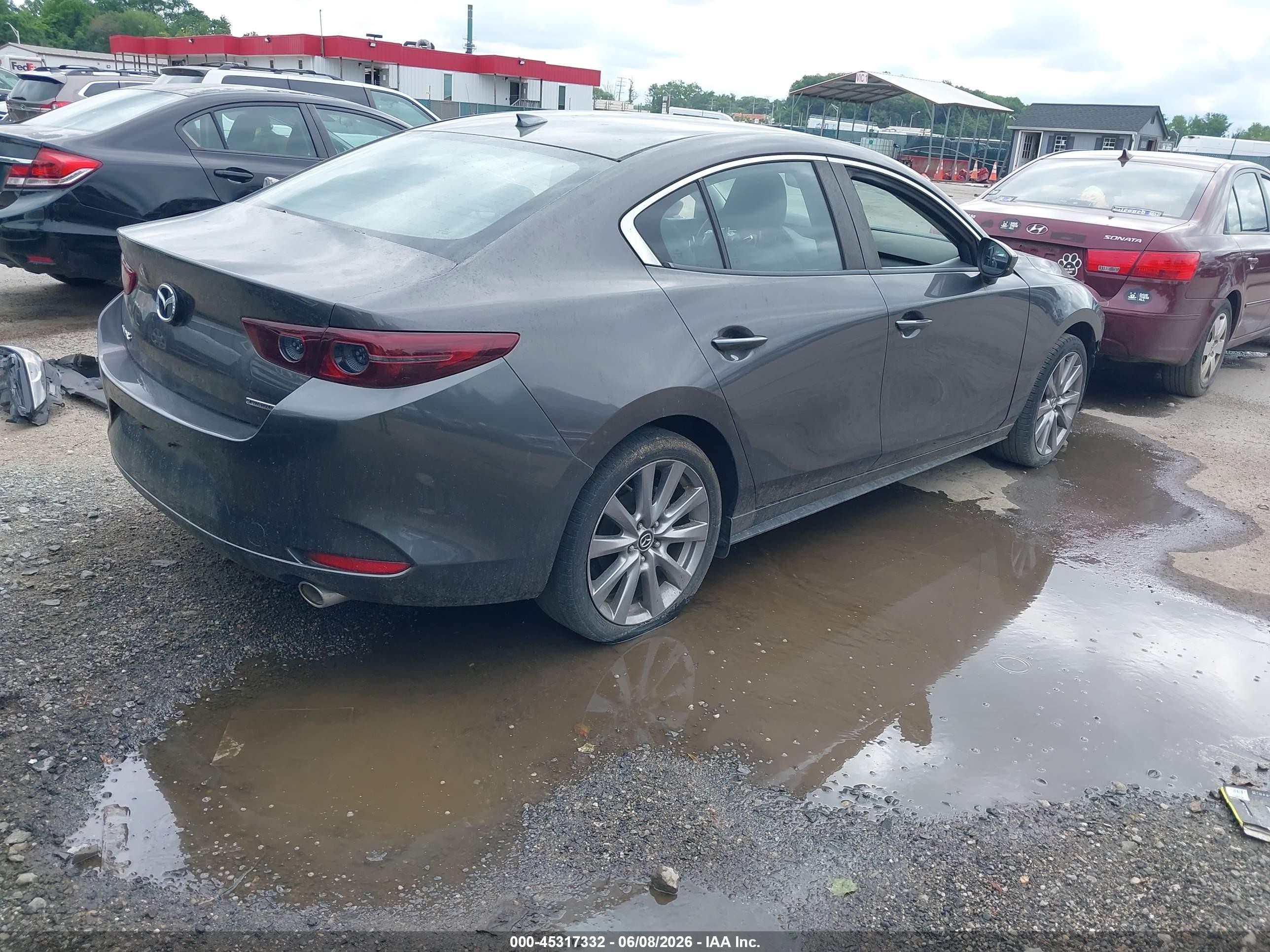 2019 Mazda Mazda3 Preferred Package Серый vin: 3MZBPADL5KM107234