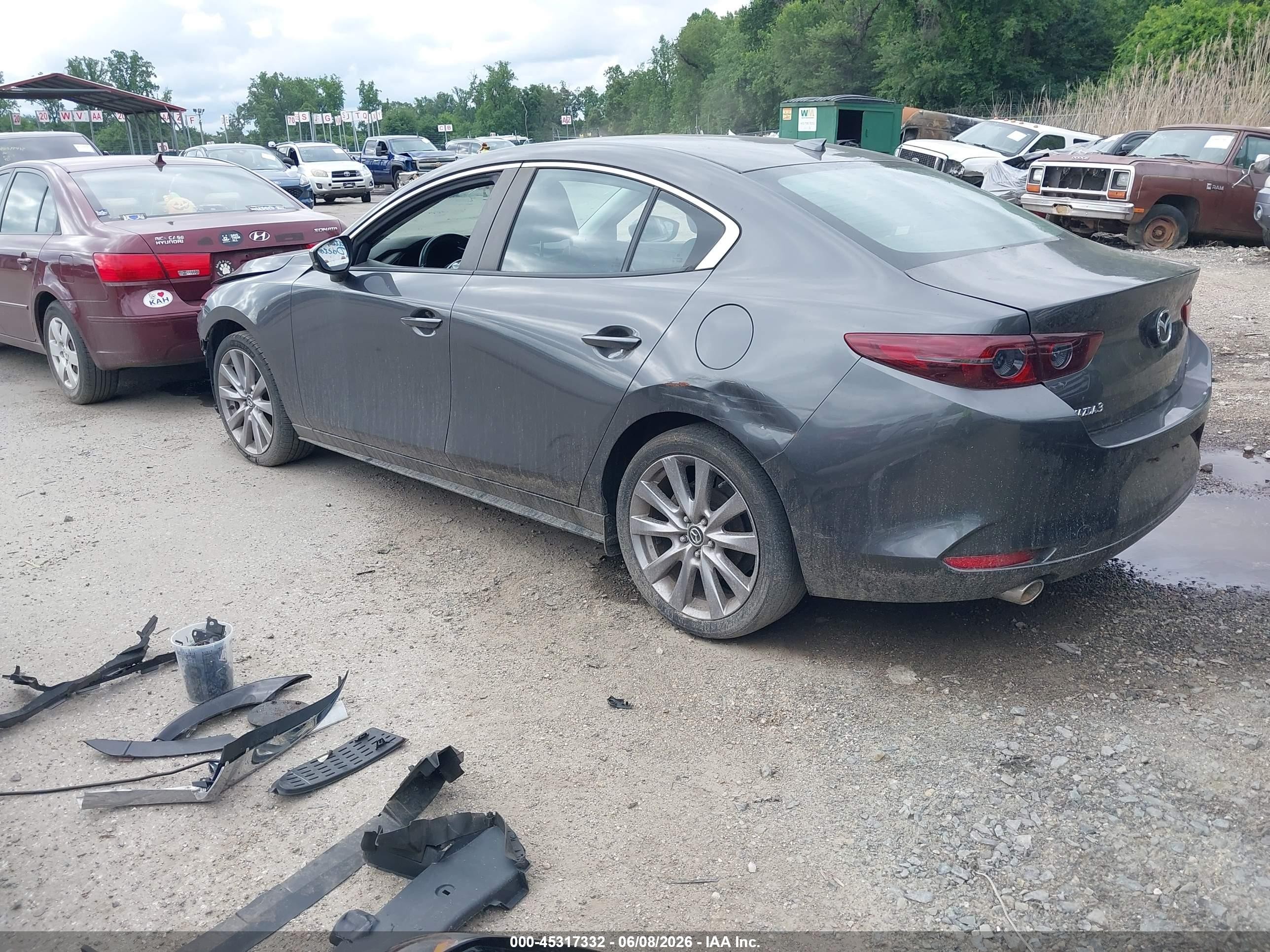 2019 Mazda Mazda3 Preferred Package Серый vin: 3MZBPADL5KM107234