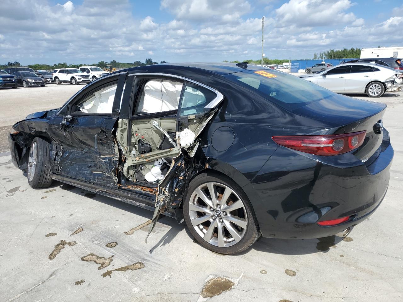 2020 Mazda 3 Premium Black vin: 3MZBPAEM6LM116727