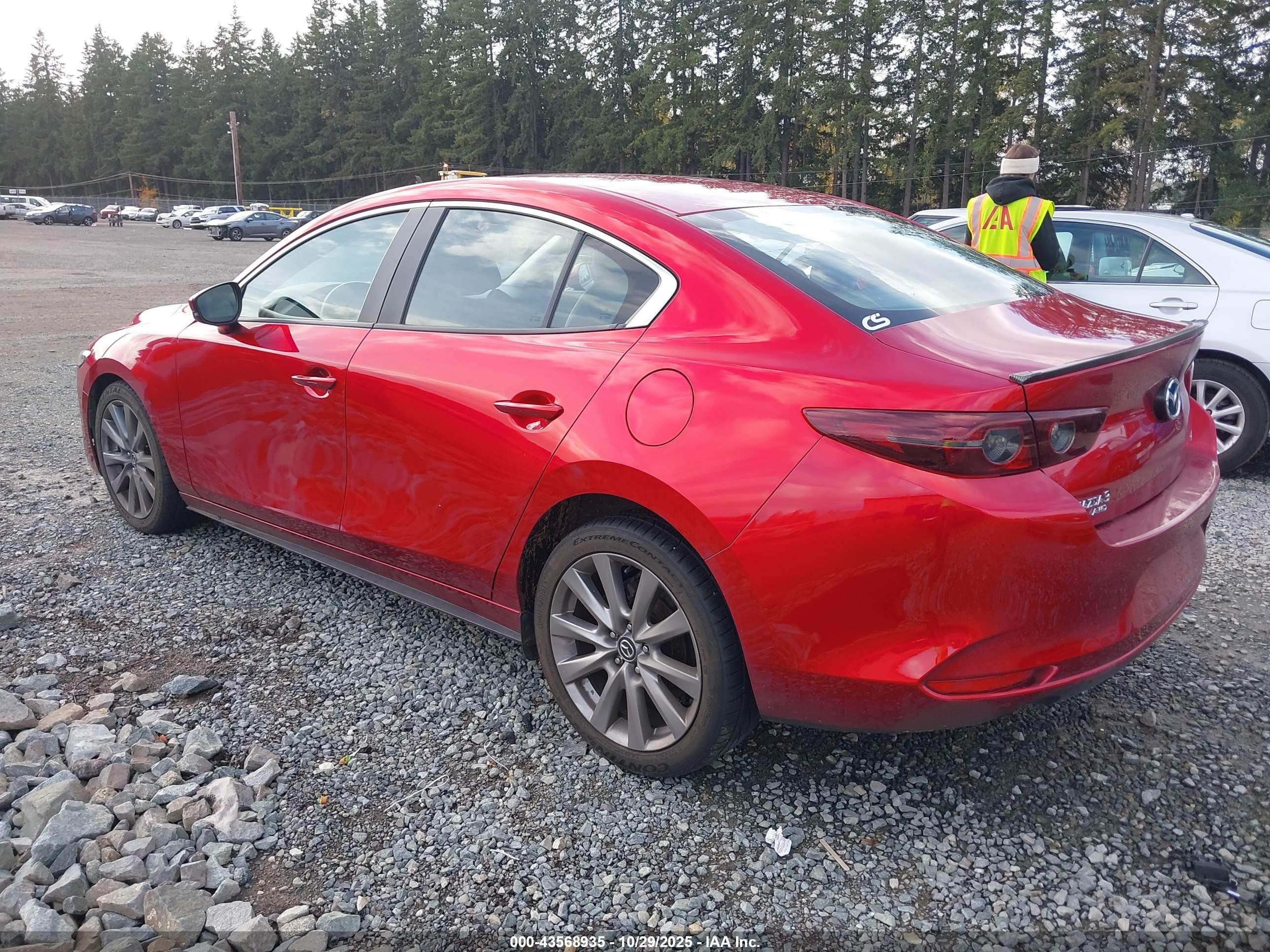 2021 Mazda Mazda3 Select Красный vin: 3MZBPBBL7MM250021