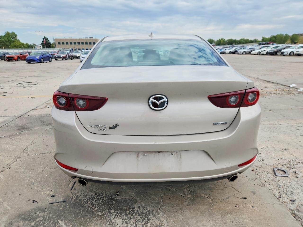 2022 Mazda 3 Premium Желто-коричневый vin: 3MZBPBDL4NM305071