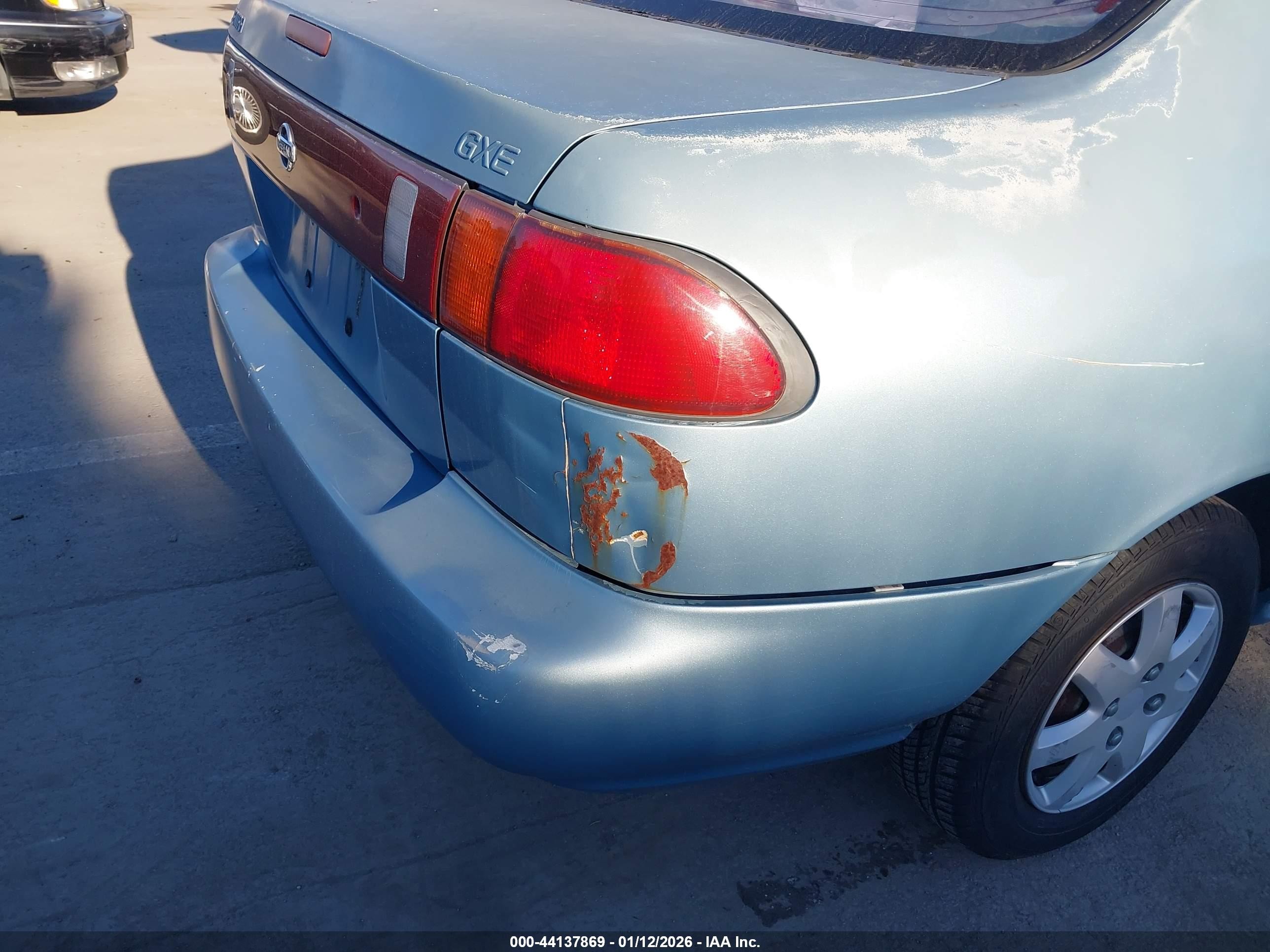 1995 Nissan Sentra Xe/gxe/gle Light Blue vin: 3N1AB41D0SL003948