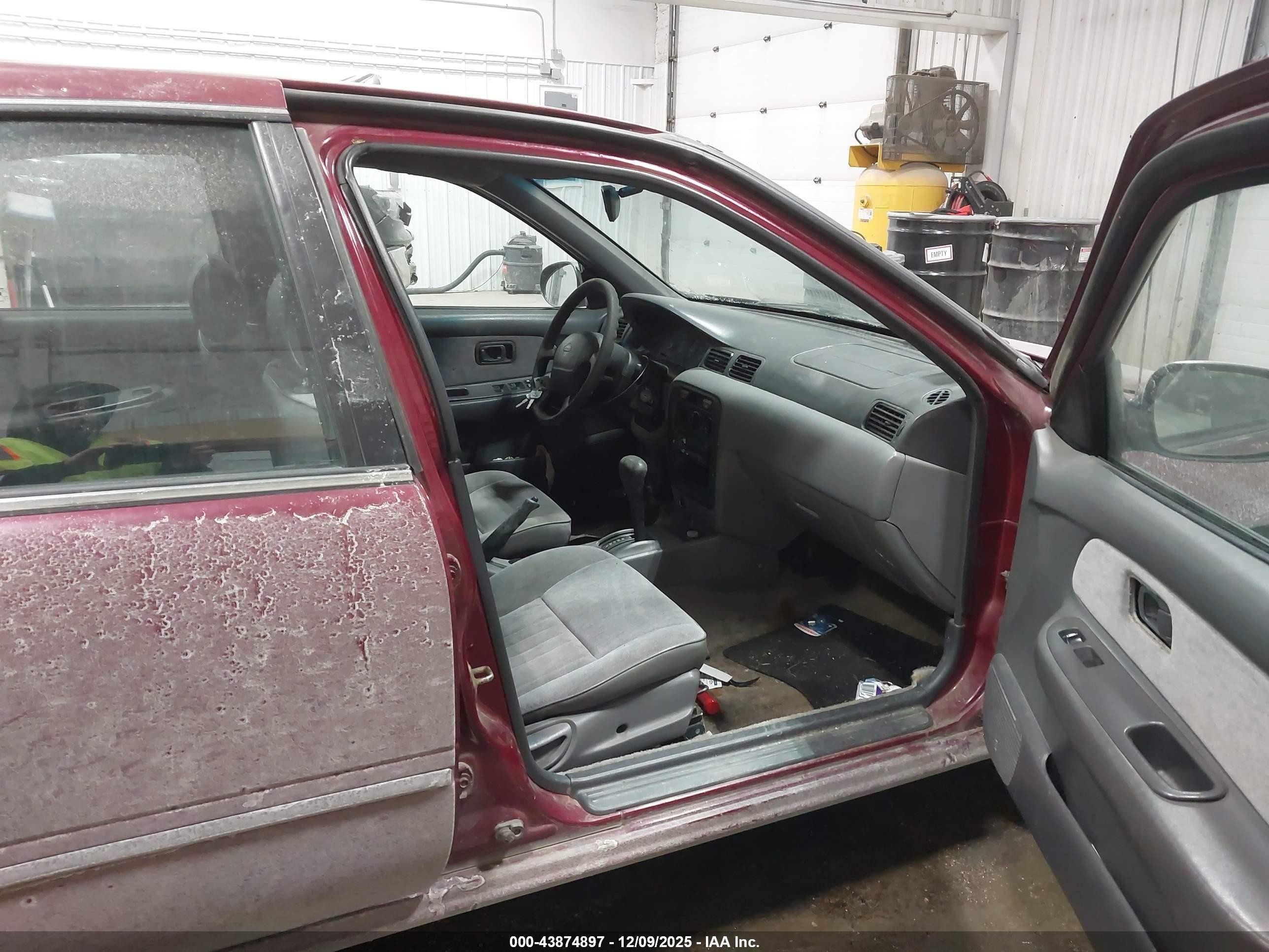 1997 Nissan Sentra Gle/gxe/xe Red vin: 3N1AB41D1VL024490