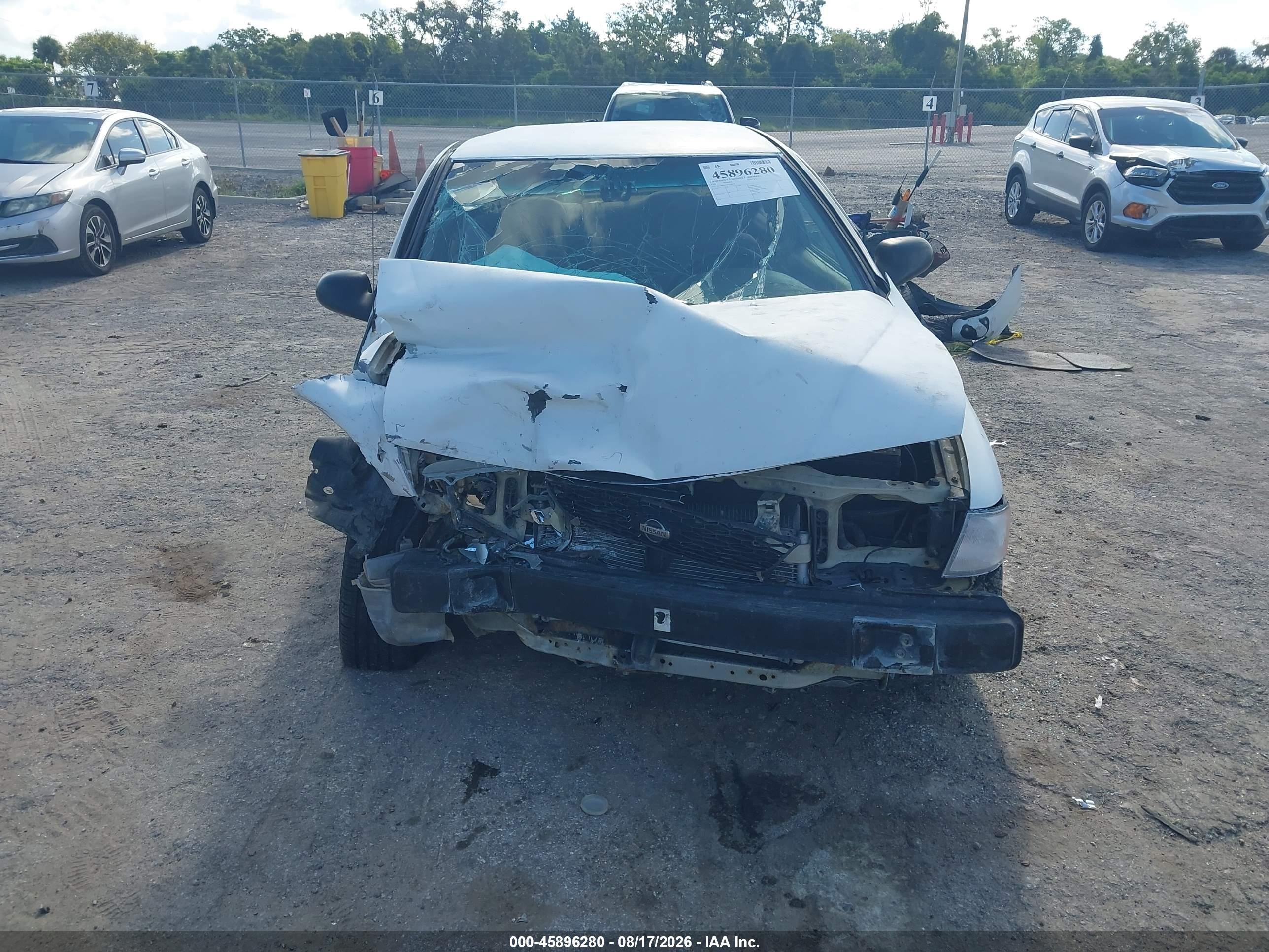 1998 Nissan Sentra Gxe/xe White vin: 3N1AB41D1WL058124