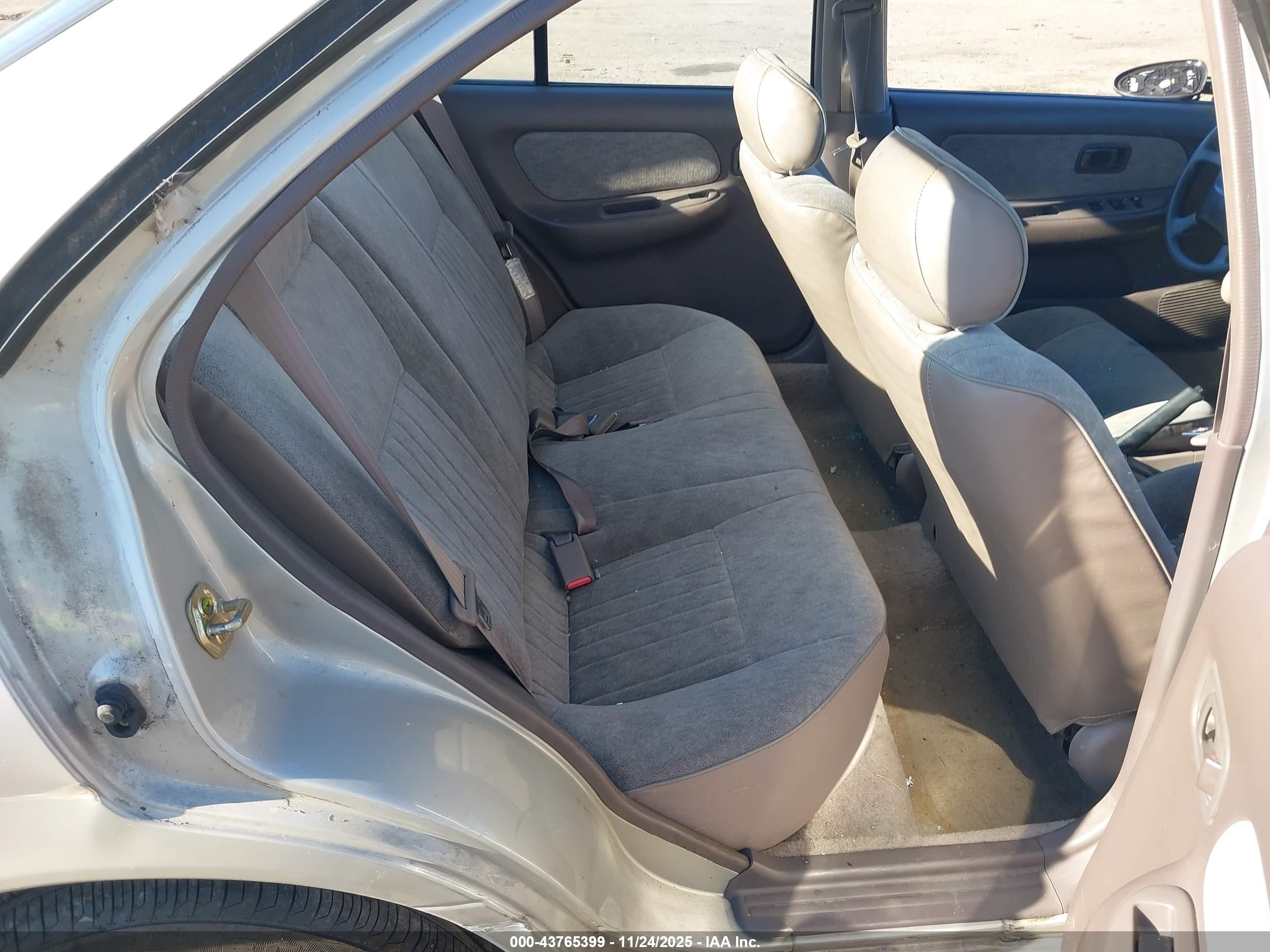 1995 Nissan Sentra Xe/gxe/gle Silver vin: 3N1AB41D2SL002462