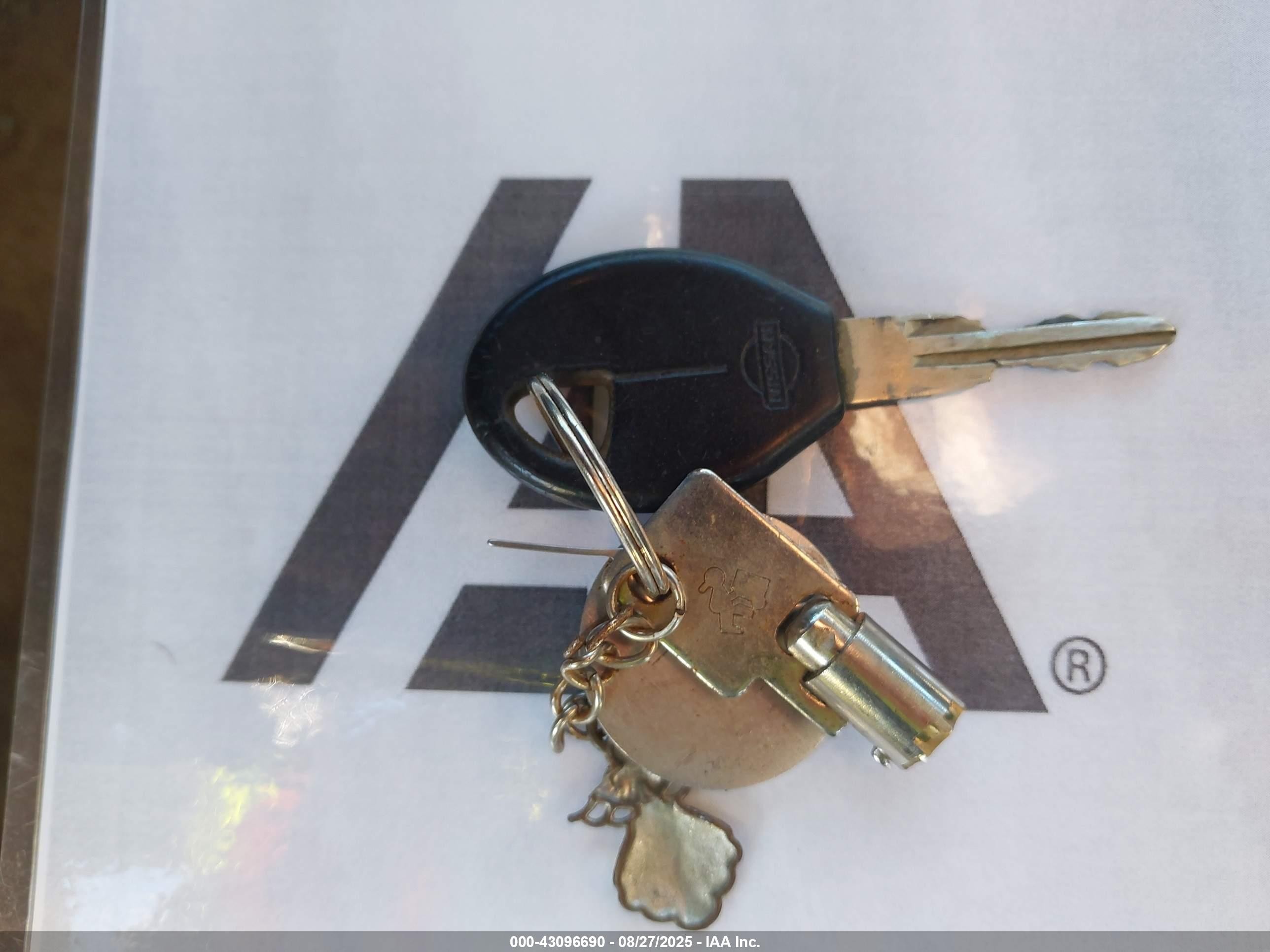 1996 Nissan Sentra Xe/gxe Черный vin: 3N1AB41D2TL008683