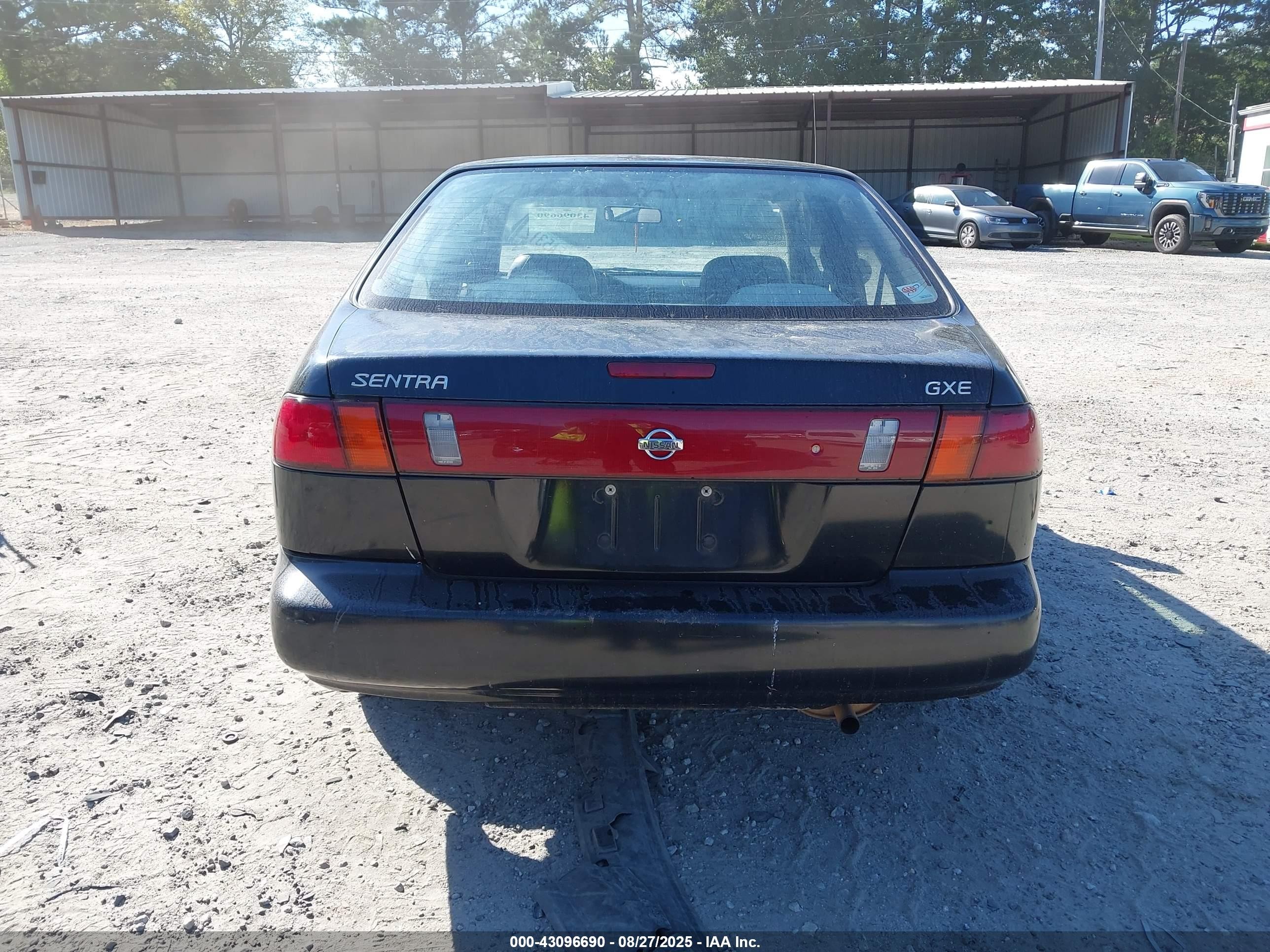 1996 Nissan Sentra Xe/gxe Черный vin: 3N1AB41D2TL008683