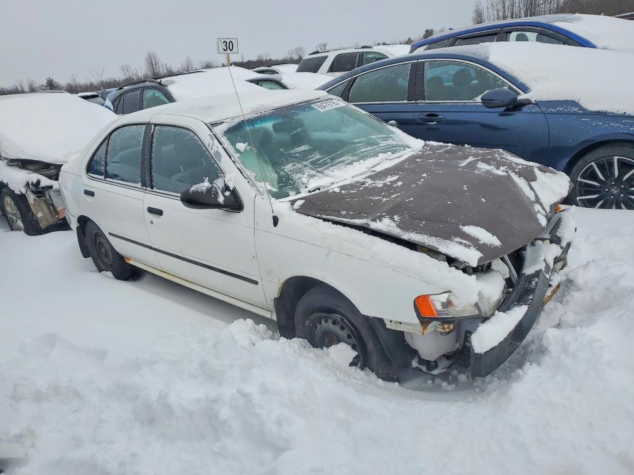 1997 Nissan Sentra Xe White vin: 3N1AB41D3VL021784