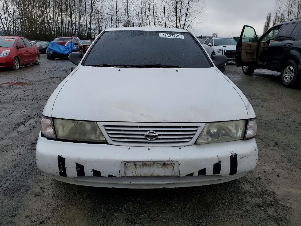 1997 Nissan Sentra Base White vin: 3N1AB41D3VL028816