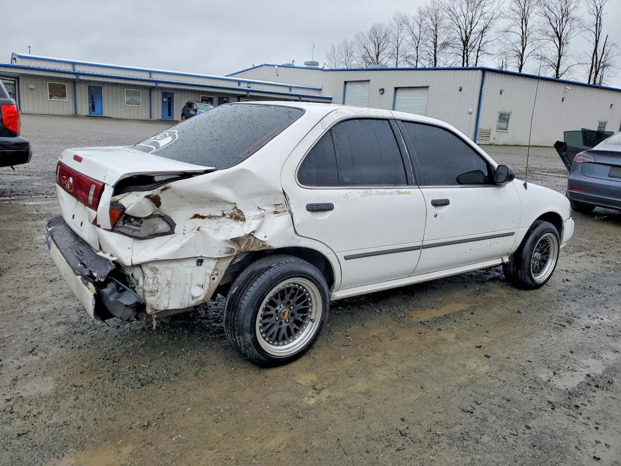 1997 Nissan Sentra Base White vin: 3N1AB41D3VL028816