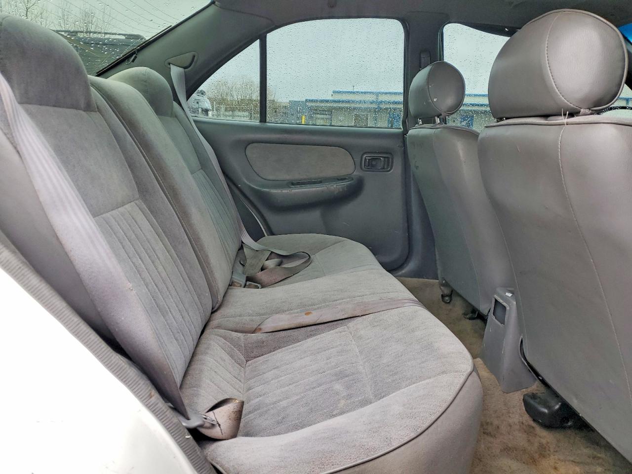 1997 Nissan Sentra Base White vin: 3N1AB41D3VL028816
