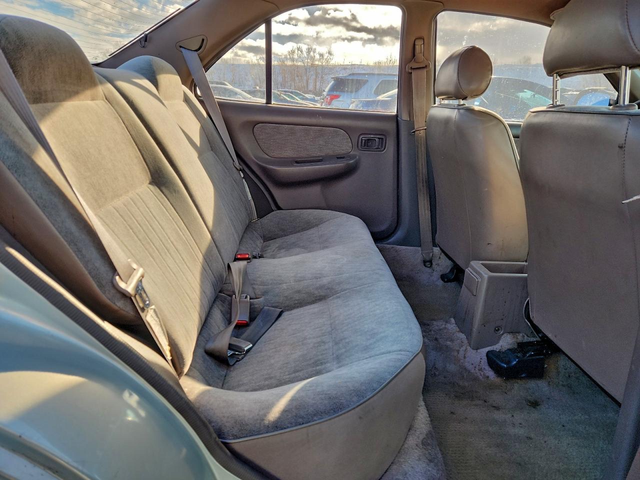 1997 Nissan Sentra Xe Gray vin: 3N1AB41D5VL032057