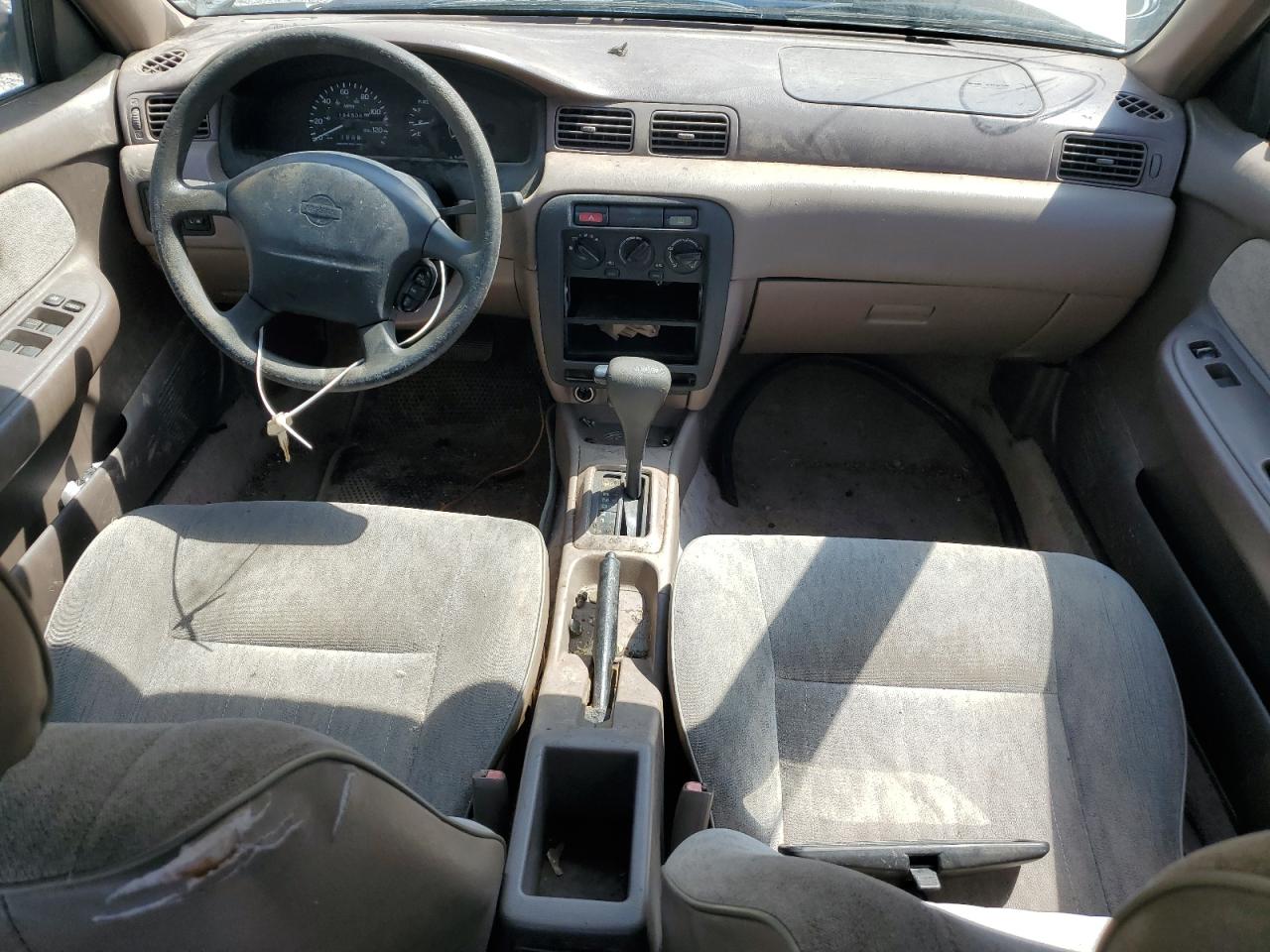 1997 Nissan Sentra Xe Beige vin: 3N1AB41D6VL017809