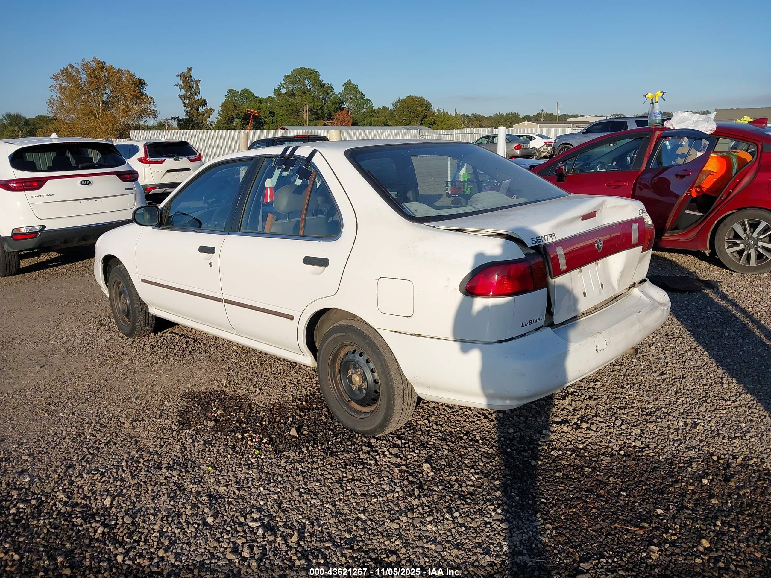 1997 Nissan Sentra Gle/gxe/xe White vin: 3N1AB41D7VL005524