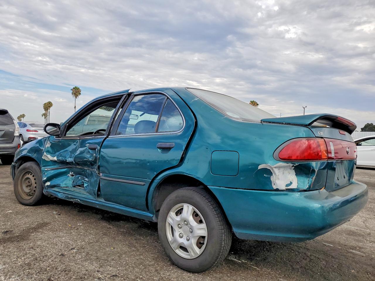 1996 Nissan Sentra Base Teal vin: 3N1AB41D8TL023219