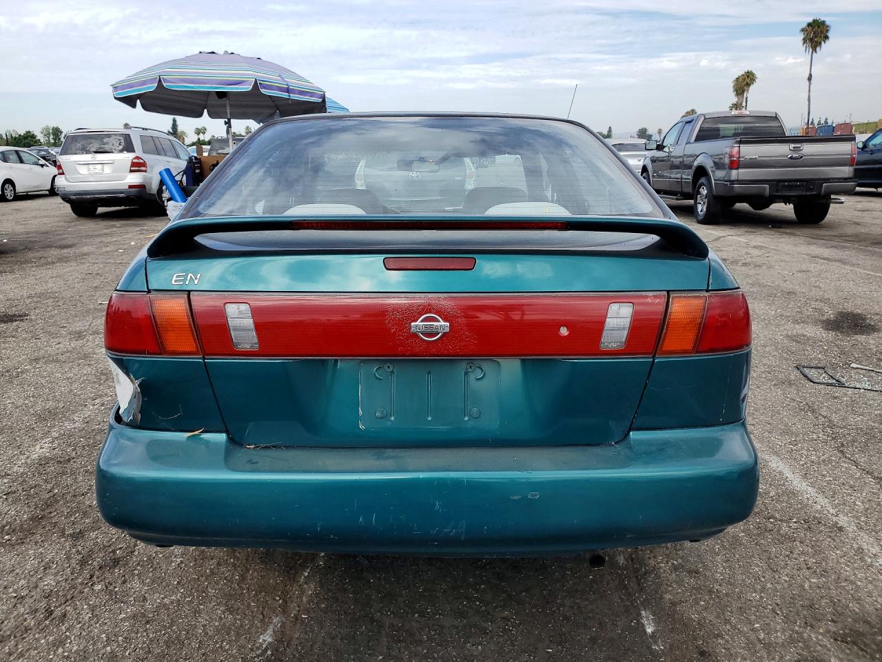 1996 Nissan Sentra Base Teal vin: 3N1AB41D8TL023219
