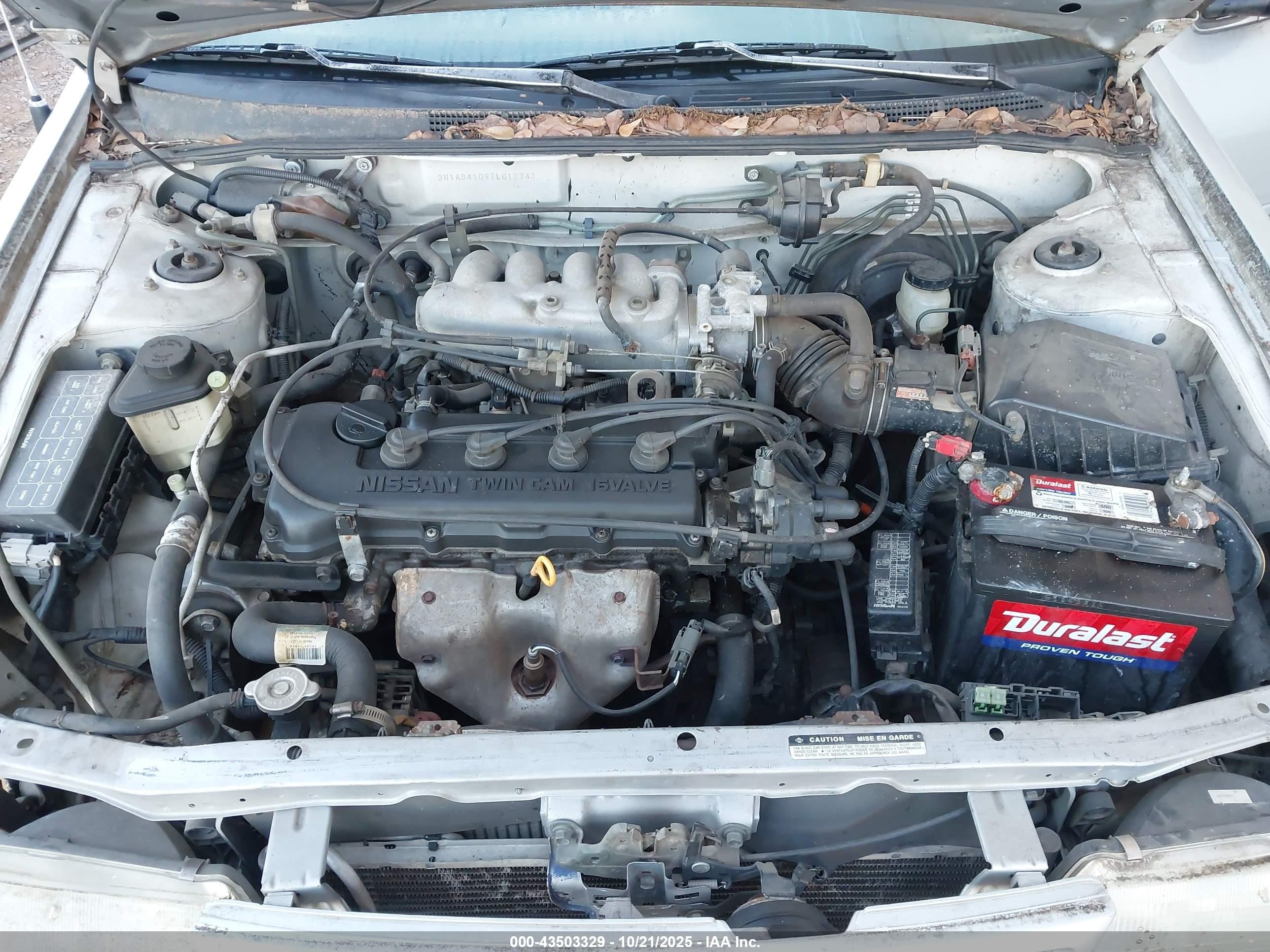 1996 Nissan Sentra Xe/gxe Silver vin: 3N1AB41D9TL012343