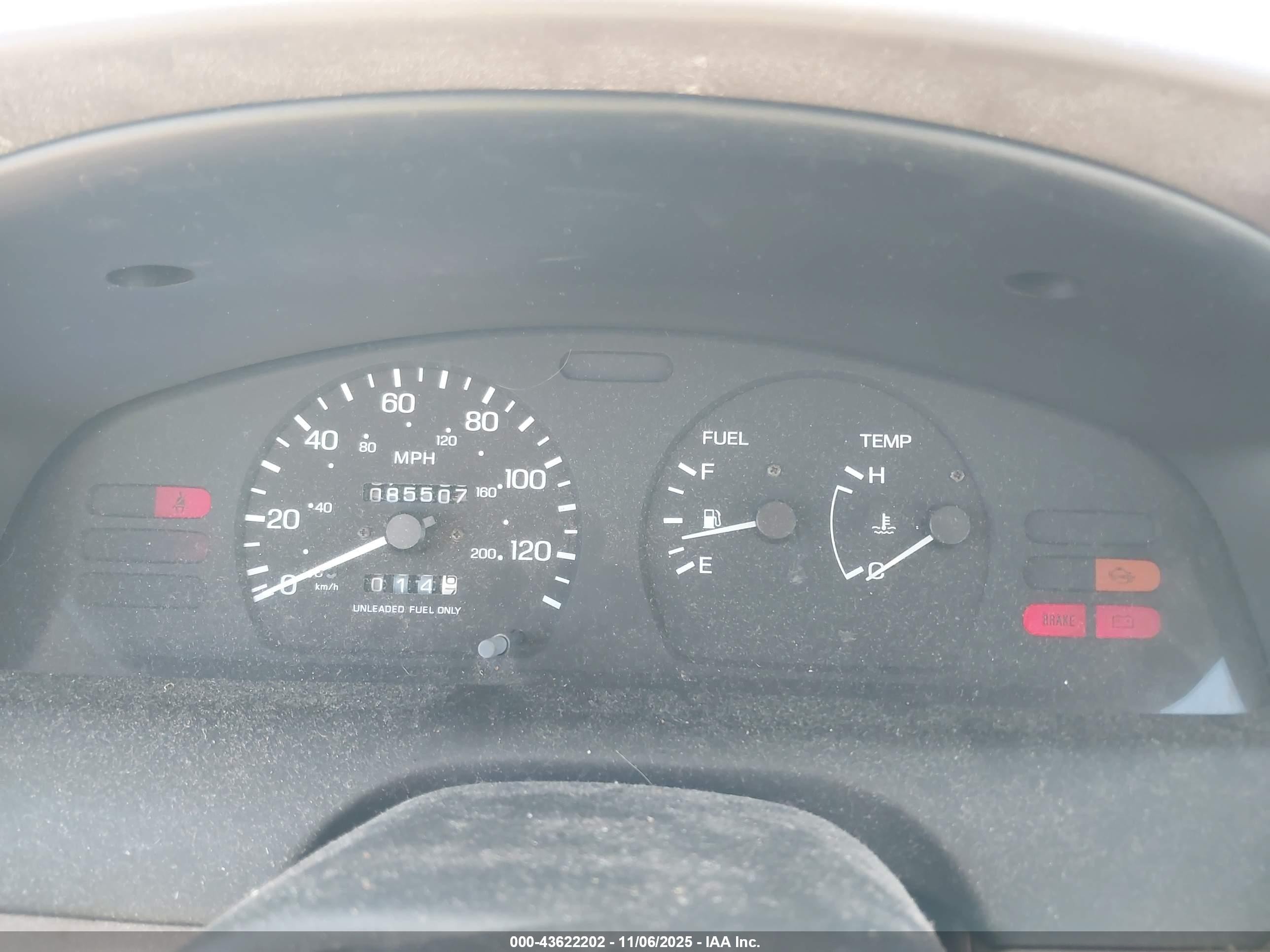 1996 Nissan Sentra Xe/gxe Серебряный vin: 3N1AB41DXTL026820