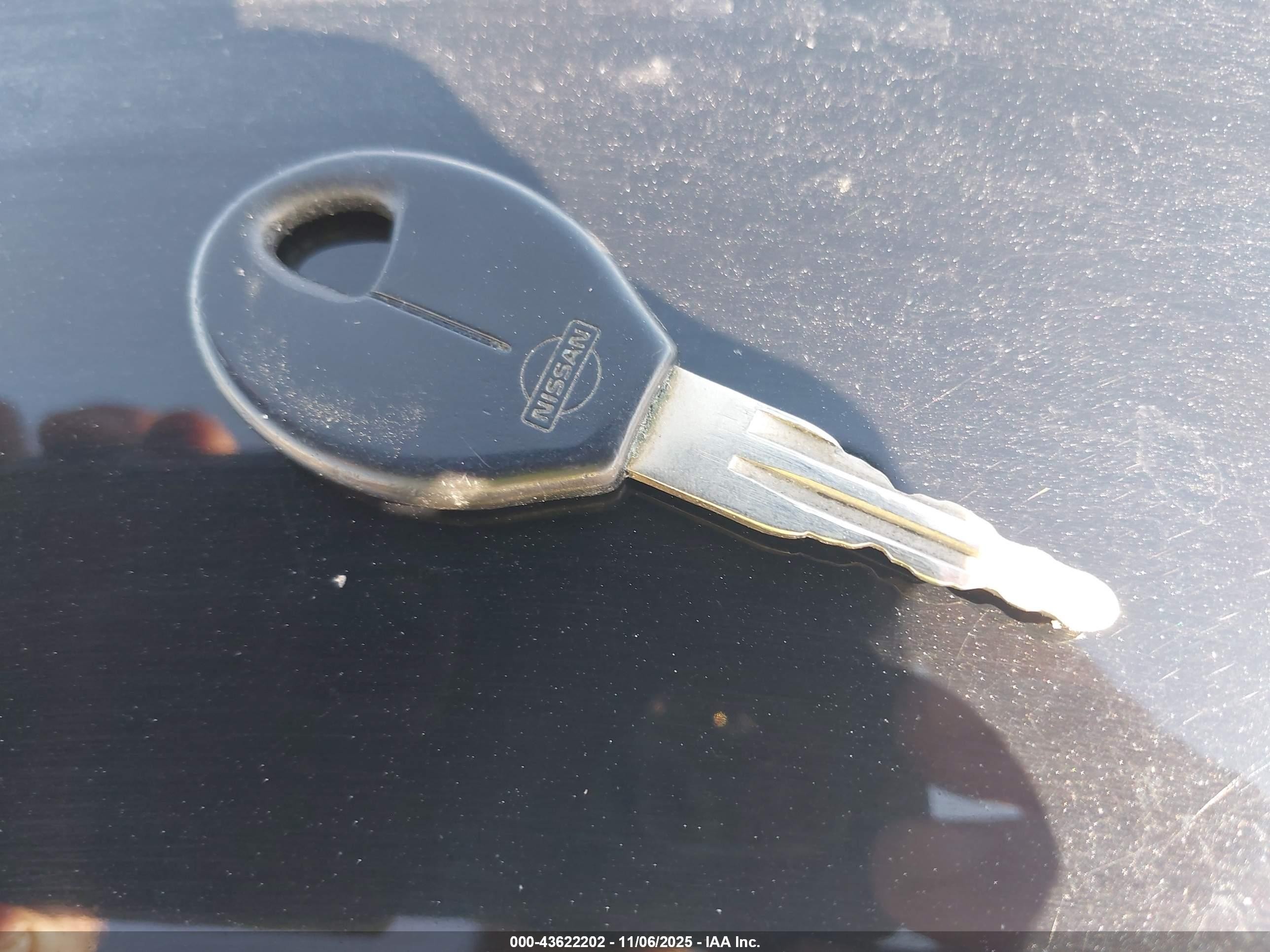1996 Nissan Sentra Xe/gxe Серебряный vin: 3N1AB41DXTL026820