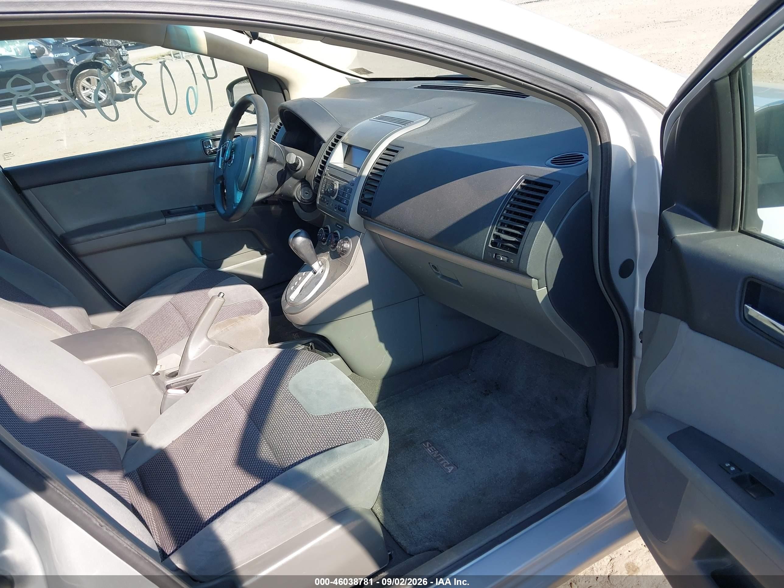 2007 Nissan Sentra 2.0s Silver vin: 3N1AB61E07L633545