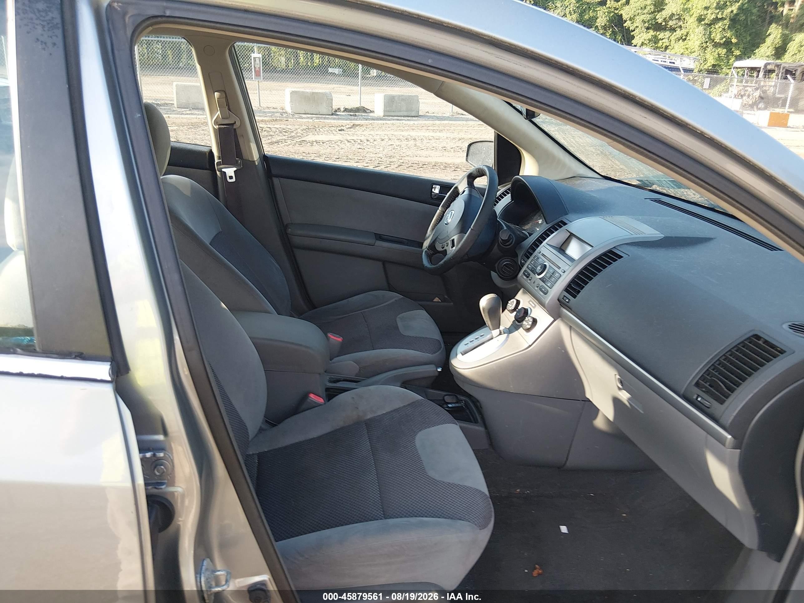 2007 Nissan Sentra 2.0s Silver vin: 3N1AB61E07L637112